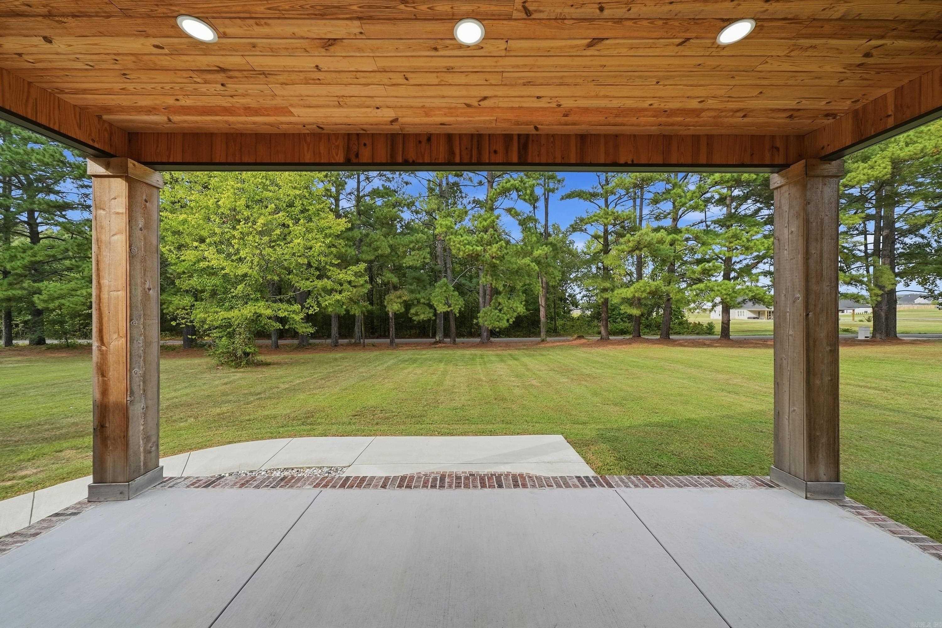 270 Arrowhead Road Property Photo 5