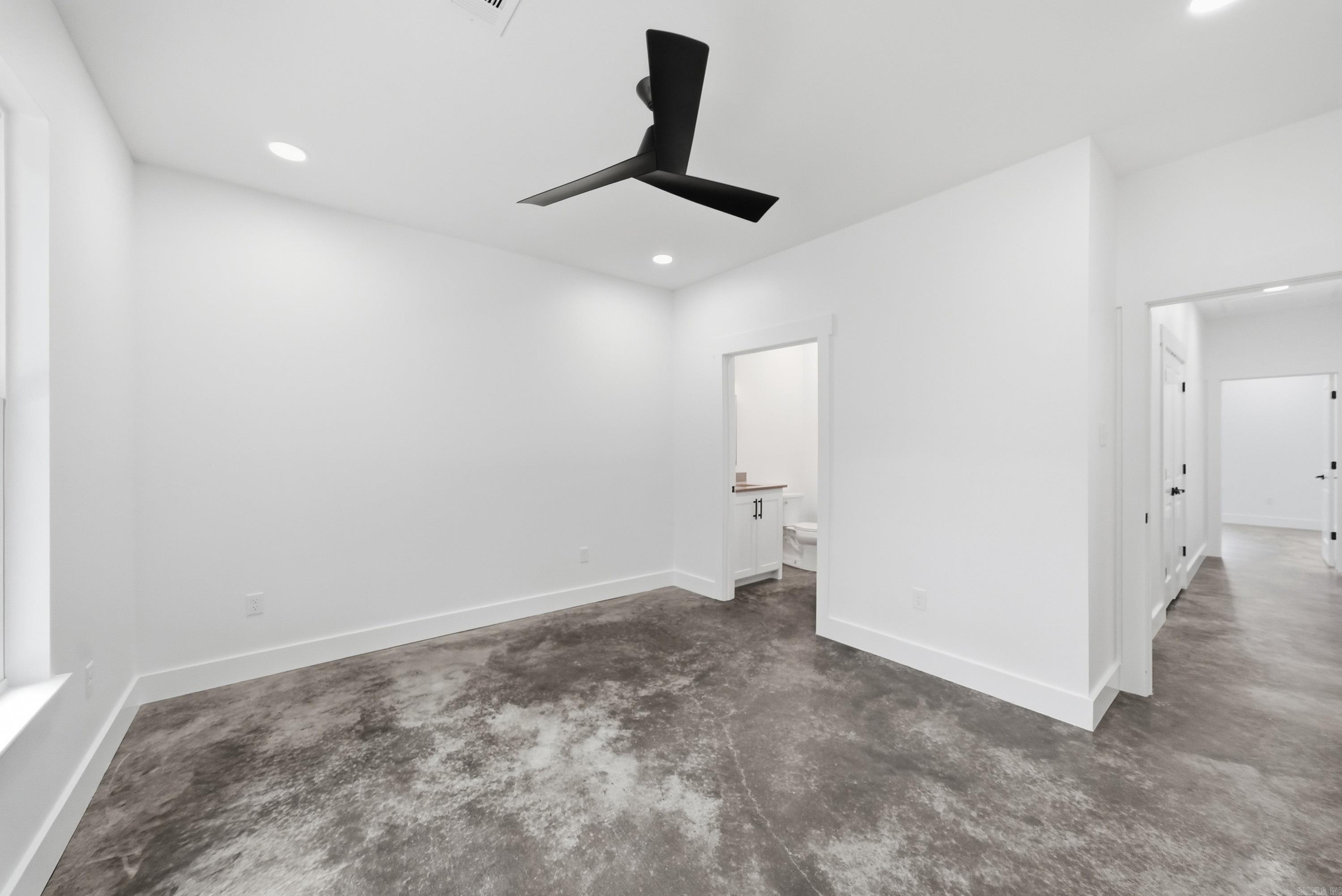 270 Arrowhead Road Property Photo 34