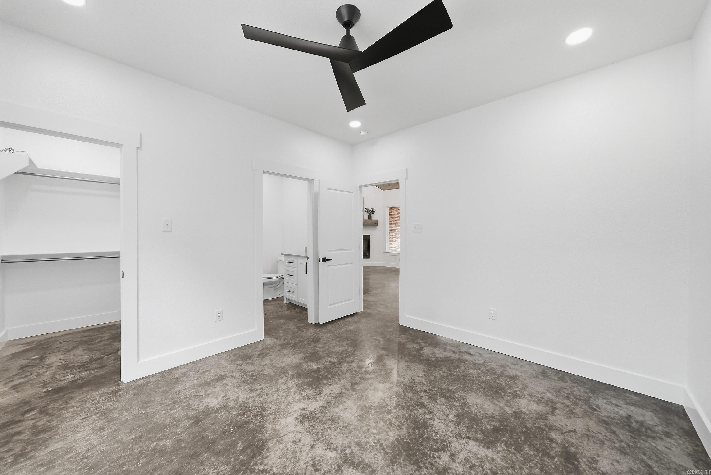 270 Arrowhead Road Property Photo 40