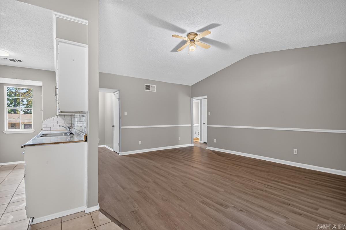 1808 Joyce Ct Property Photo 7