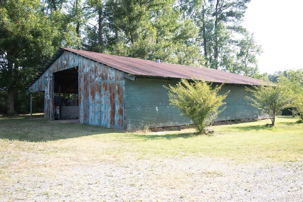 2640 Moores Church Rd Property Photo 27