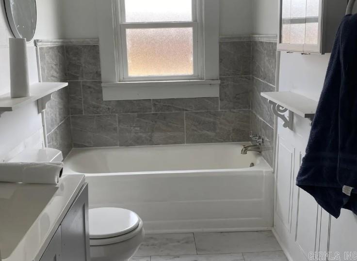 524 3rd Avenue Property Photo 6