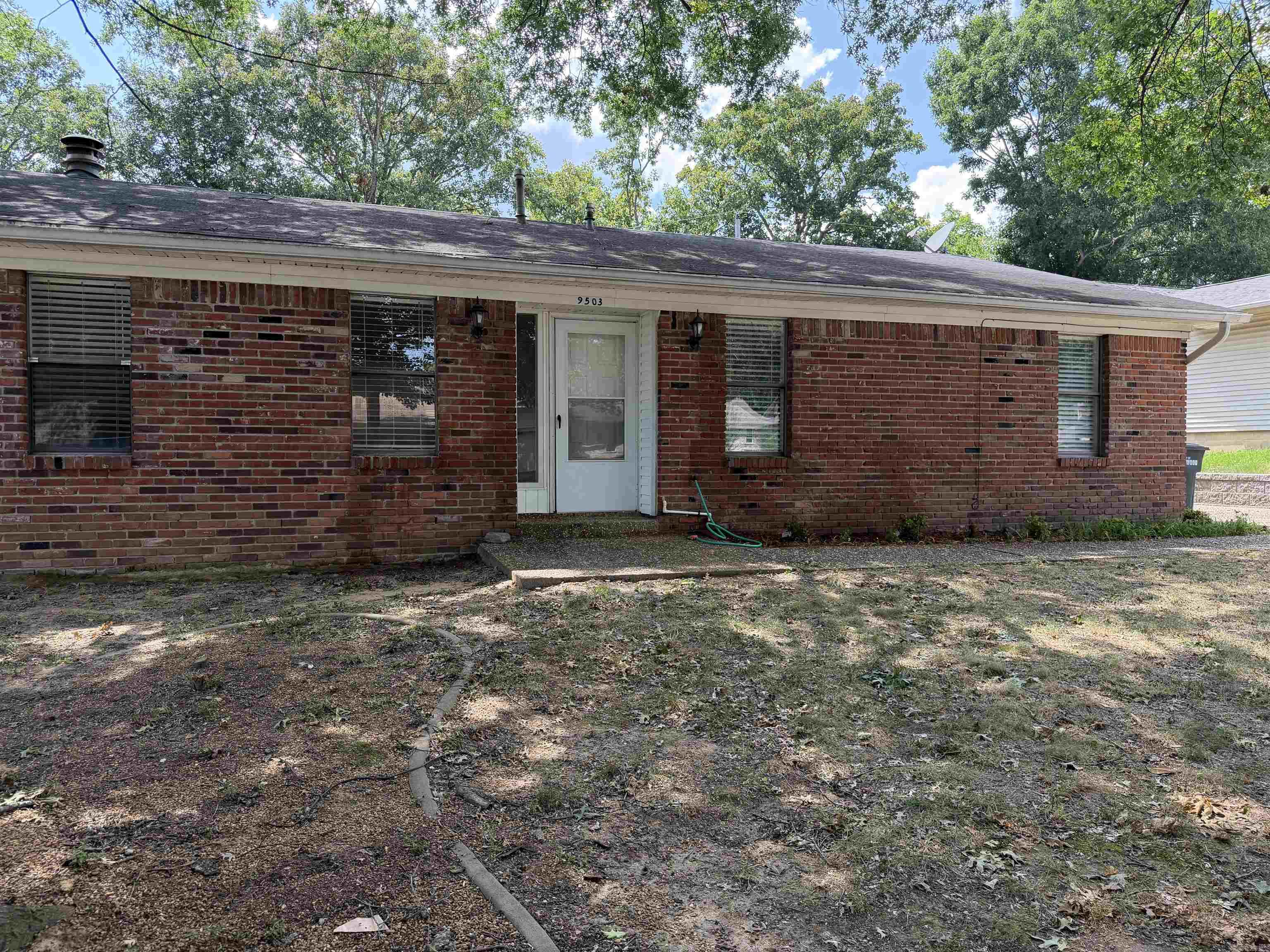 9503 Maryland Cove Property Photo 2