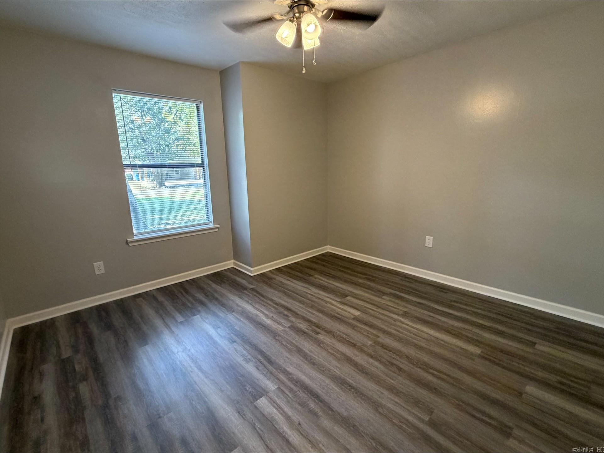 2104 West Street Property Photo 12