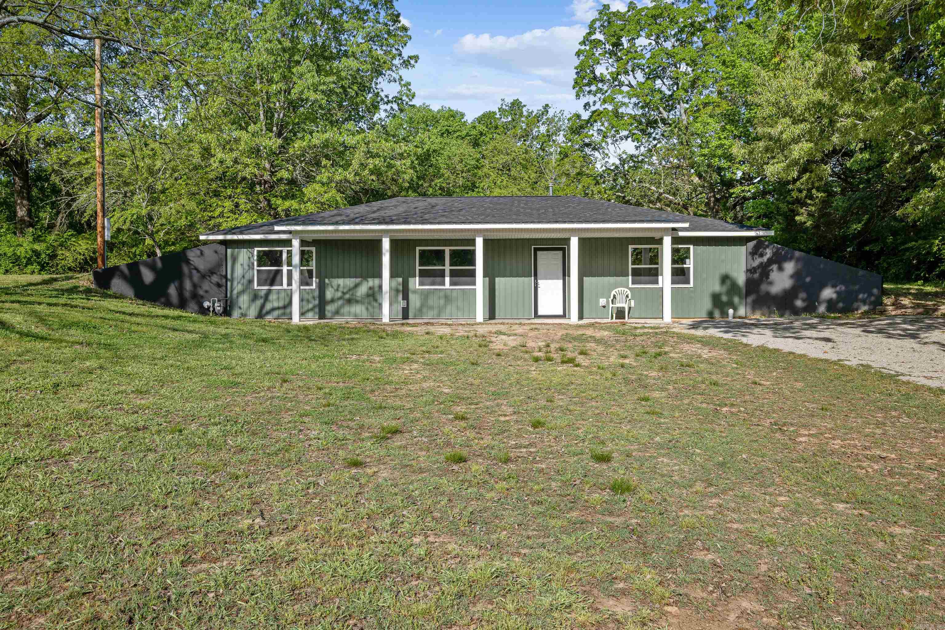 673 Cemetery Road Property Photo 1