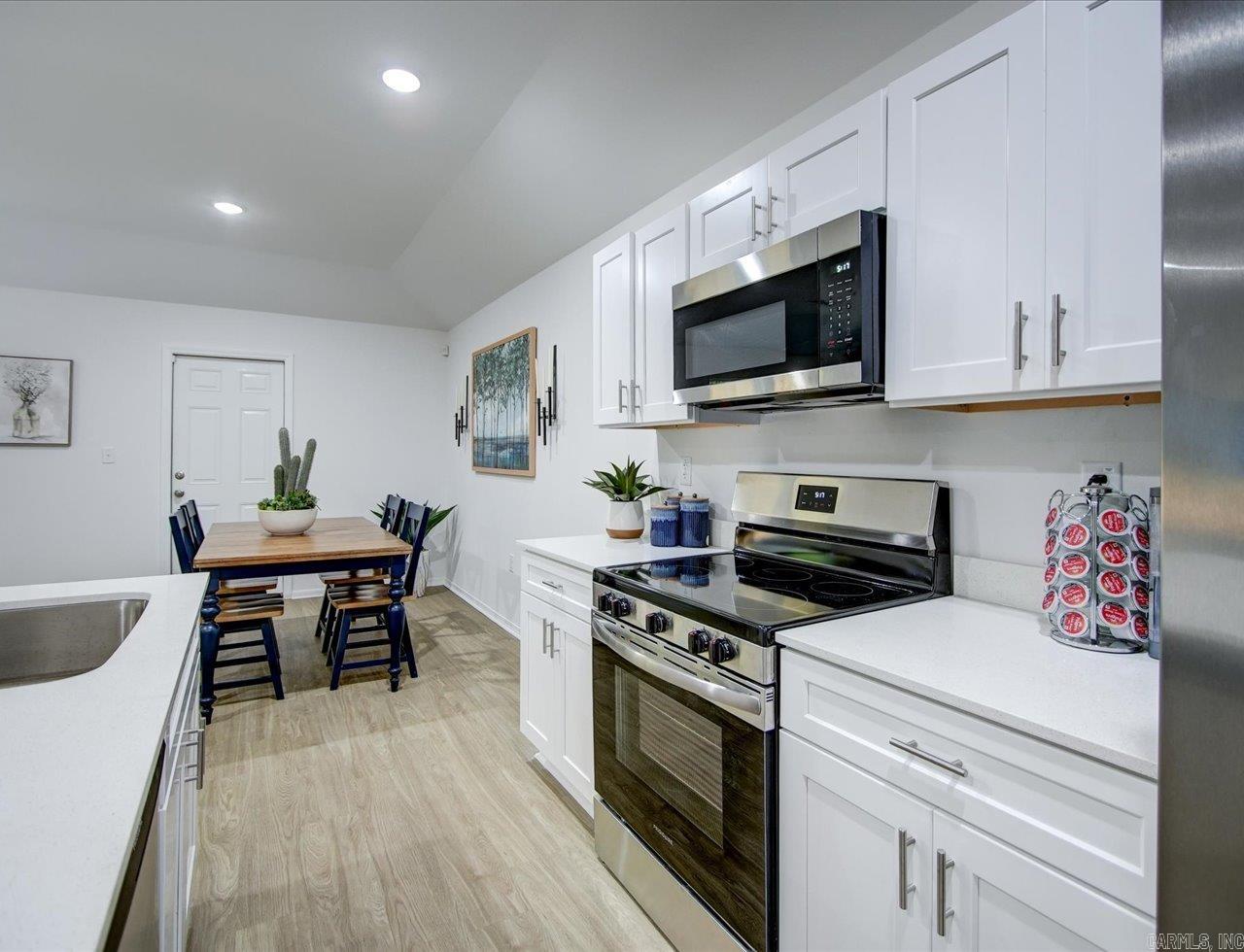 520 Chakka Loop Property Photo 7