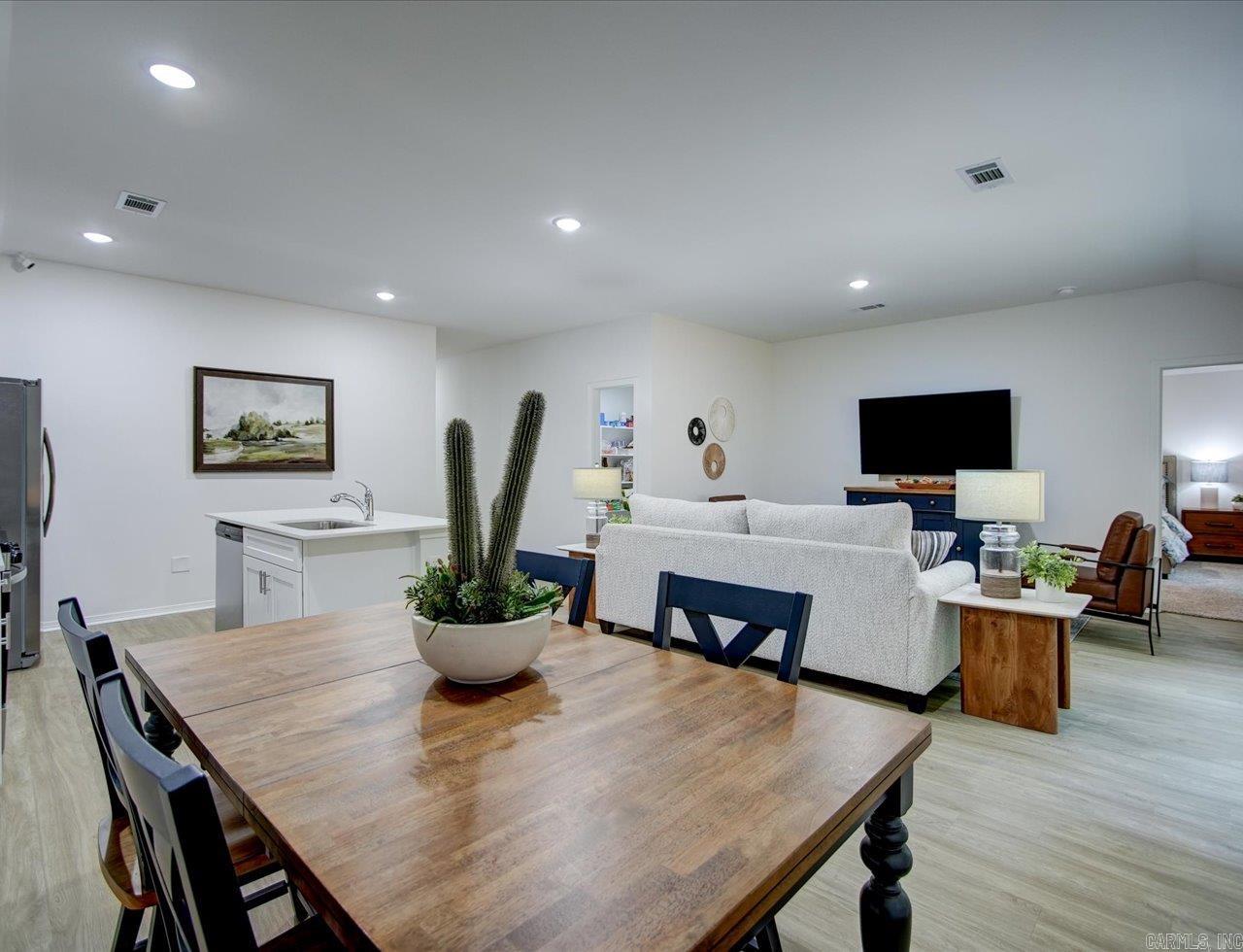 520 Chakka Loop Property Photo 13