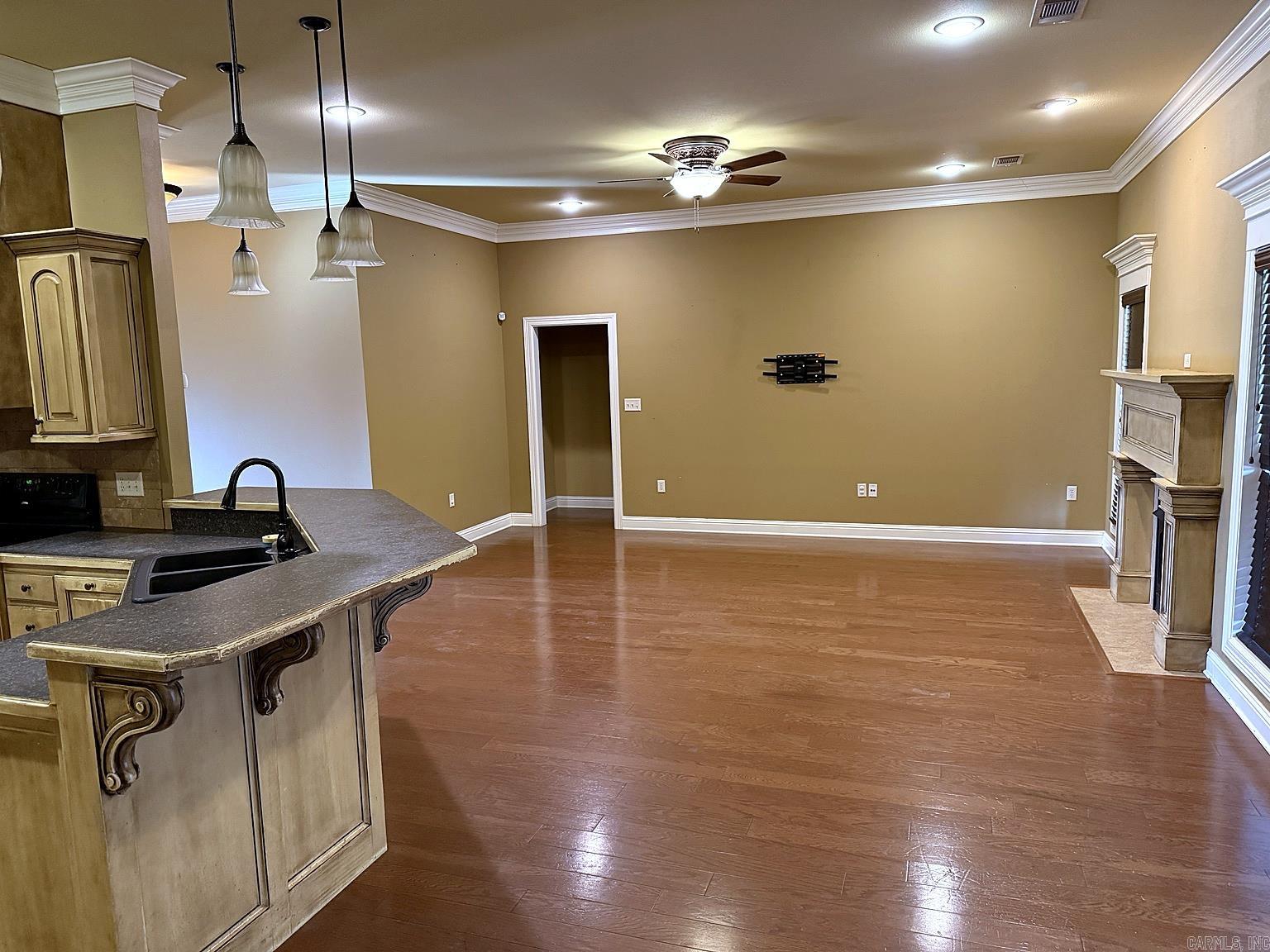 428 Jennifer Lane Property Photo 6