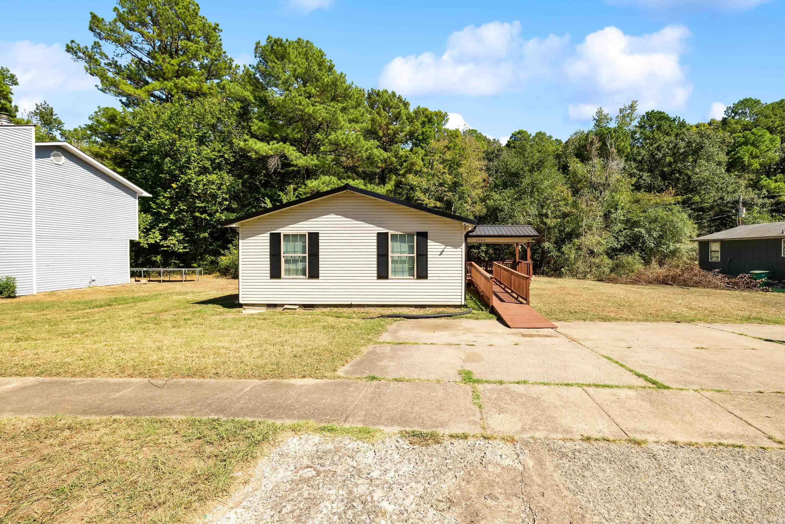 2309 Dorchester Drive Property Photo 32