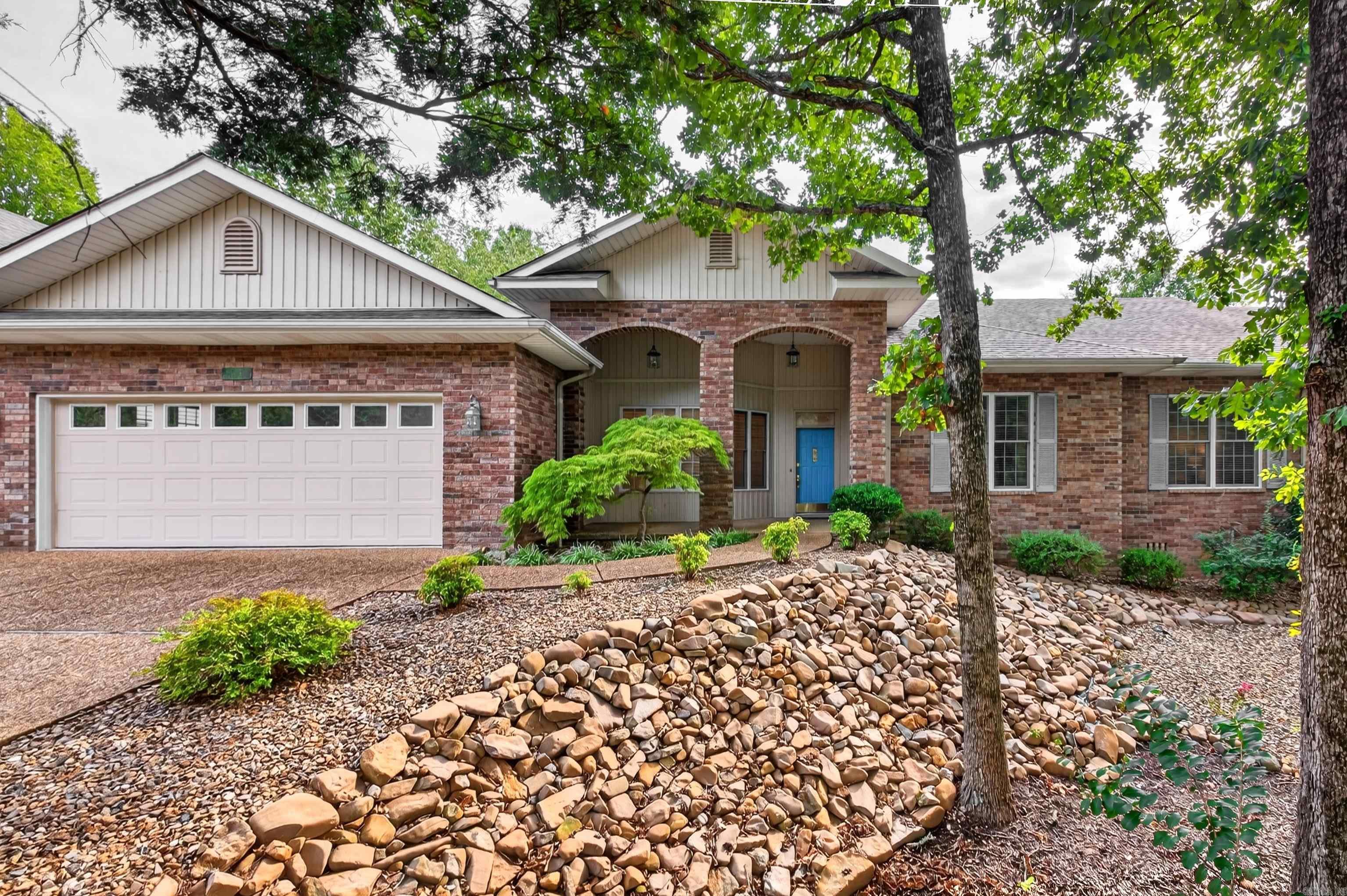 5 Risco Way Property Photo 1