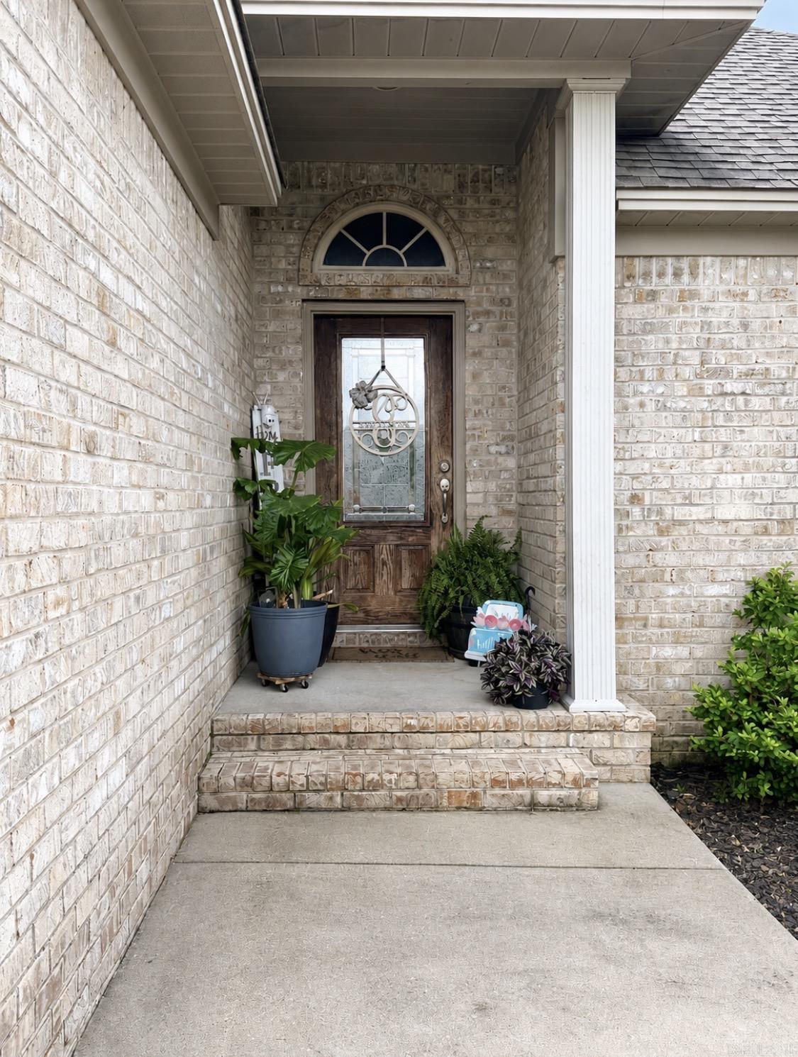 63 Rebecca Lane Property Photo 4
