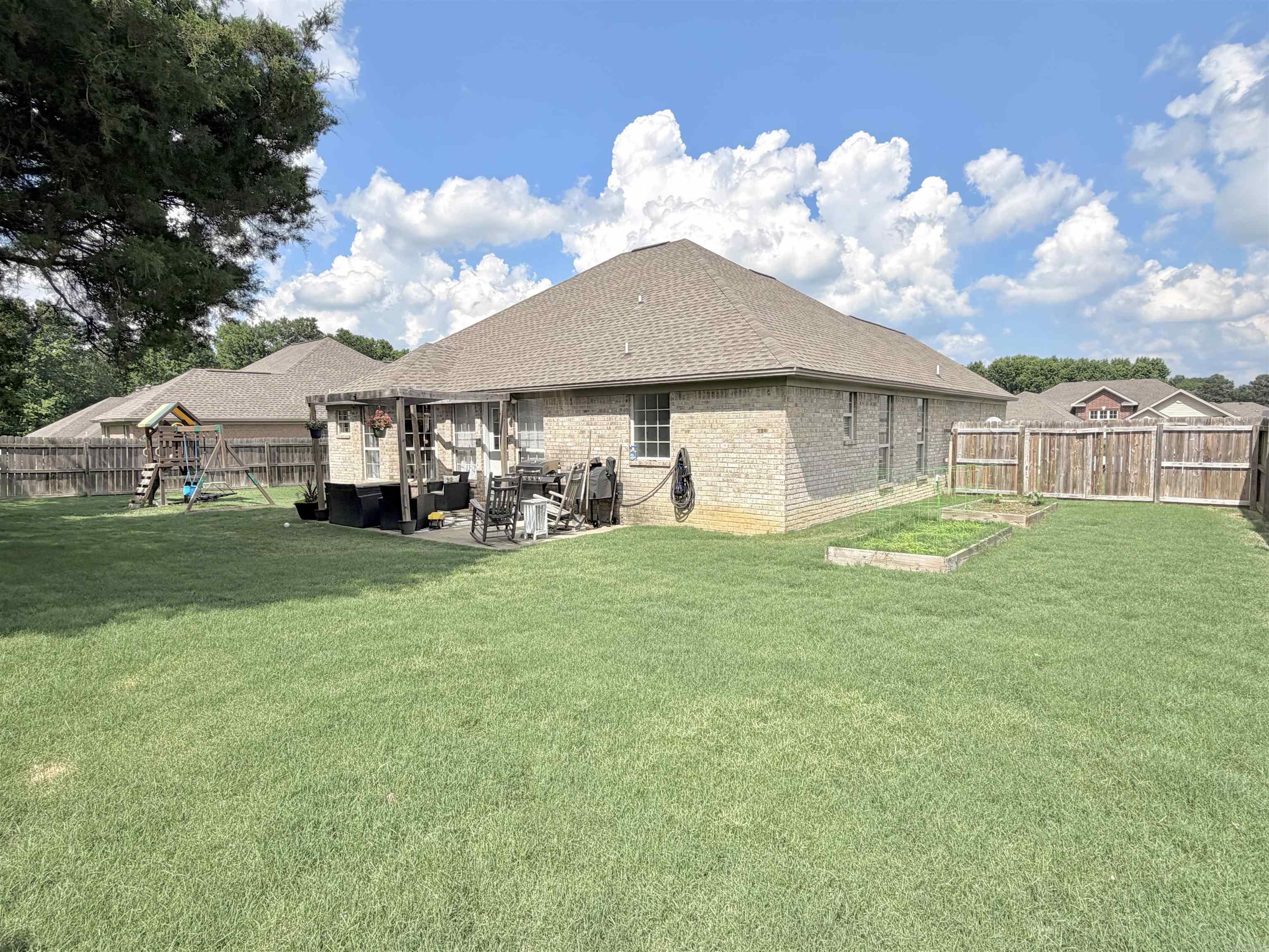 63 Rebecca Lane Property Photo 28