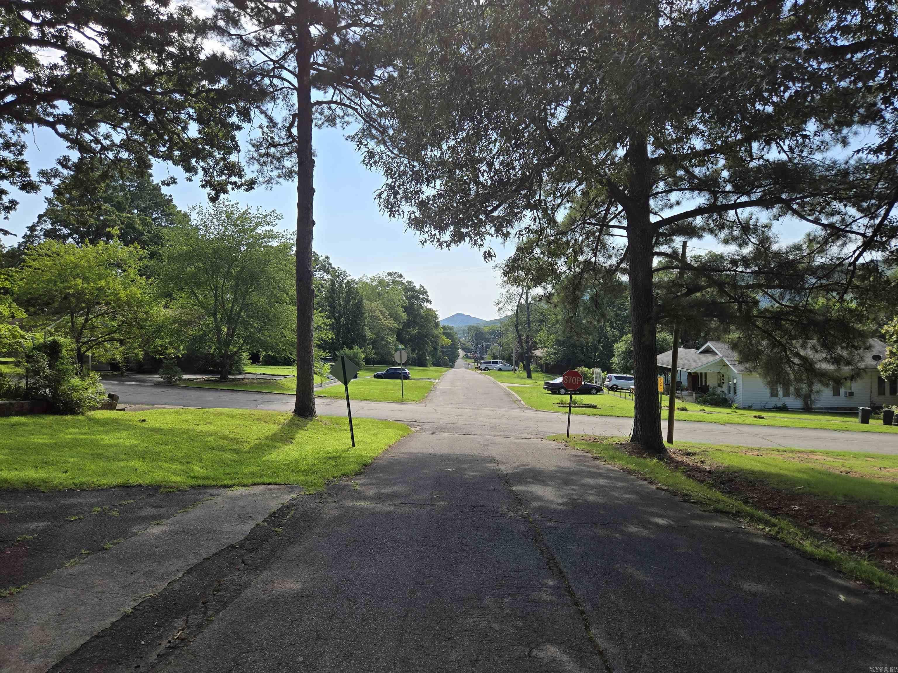 300 N Sixth Street Property Photo 2