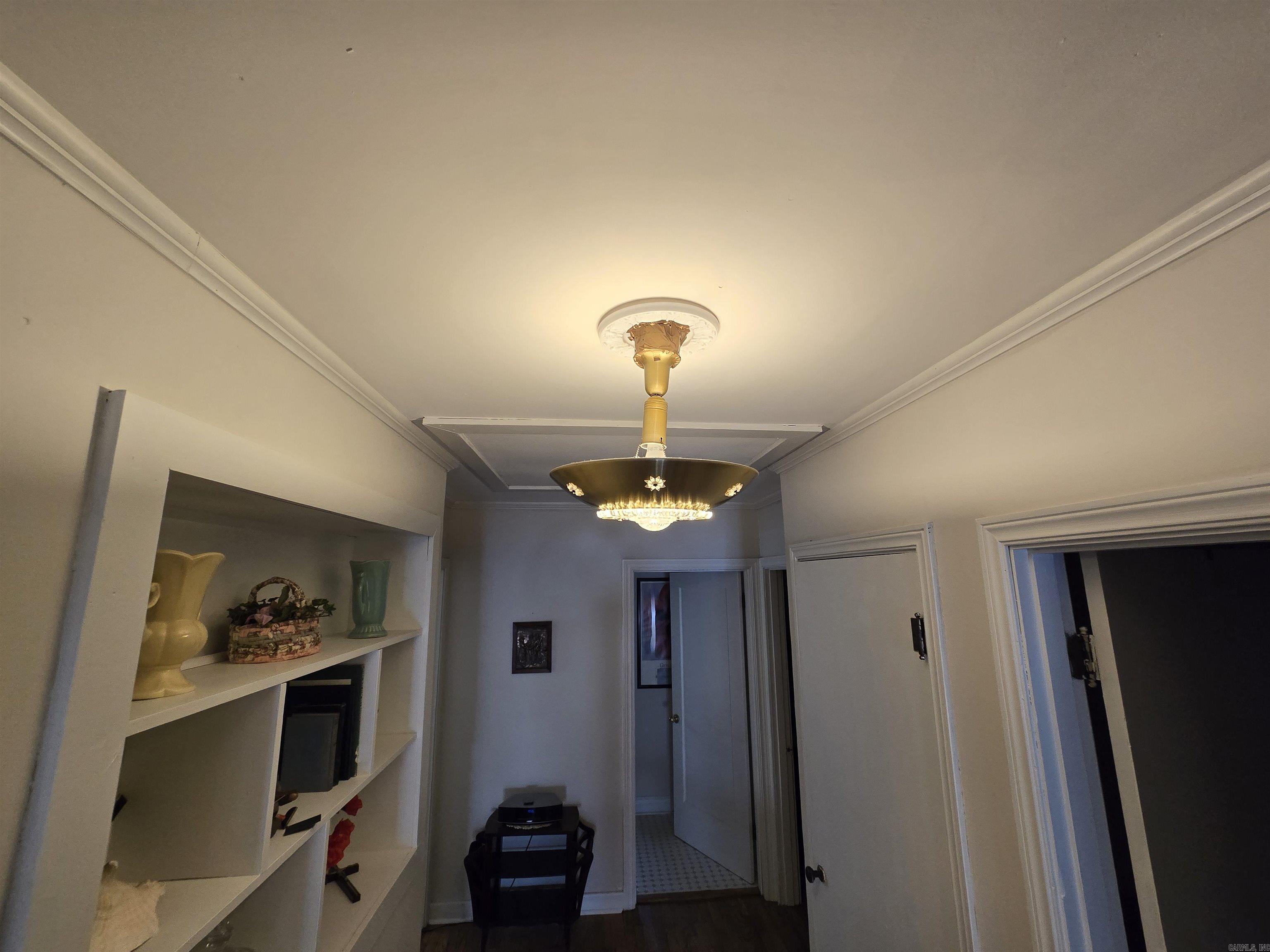 300 N Sixth Street Property Photo 24
