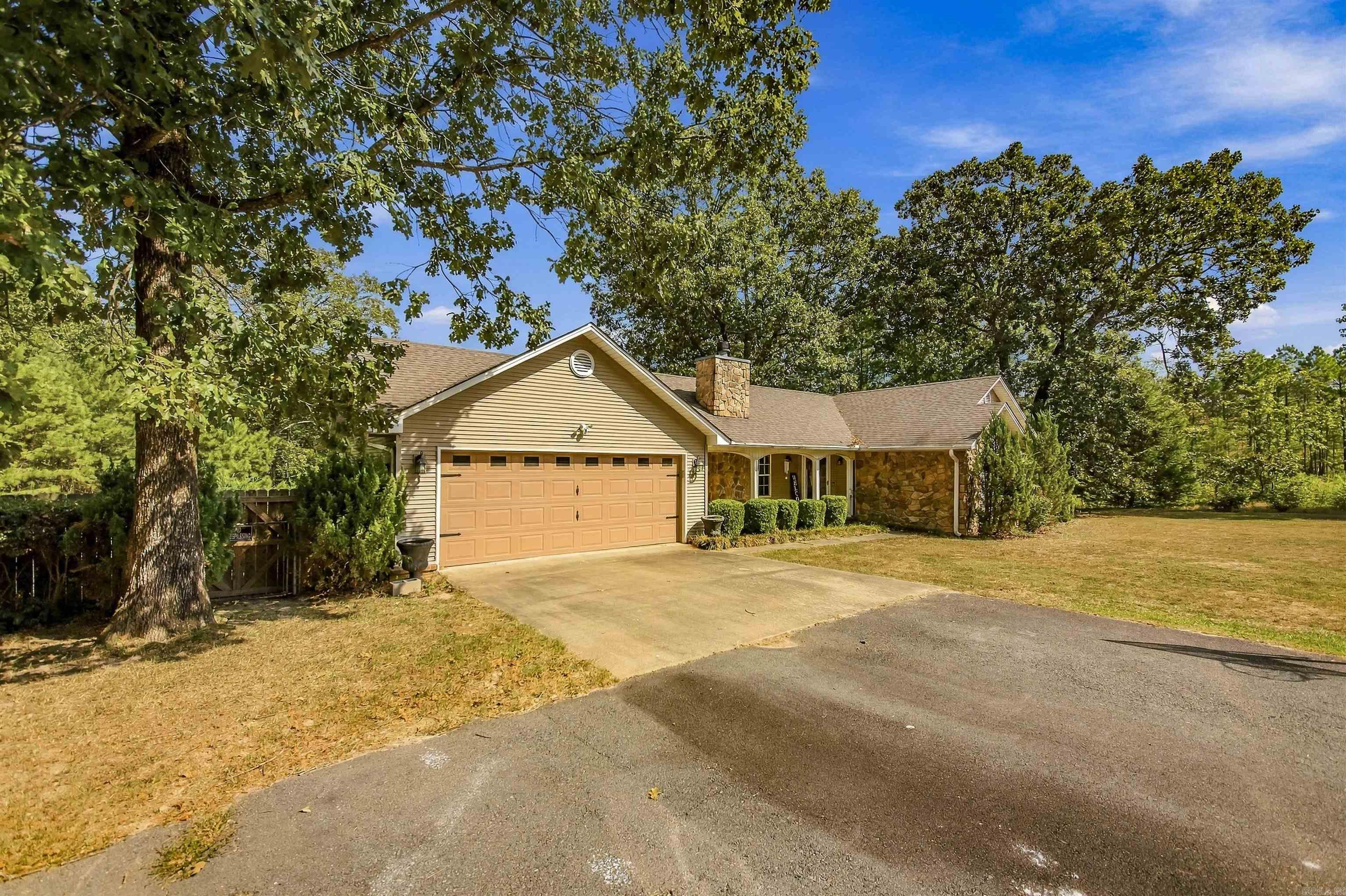 6720 Foxrun East End Drive Property Photo 2