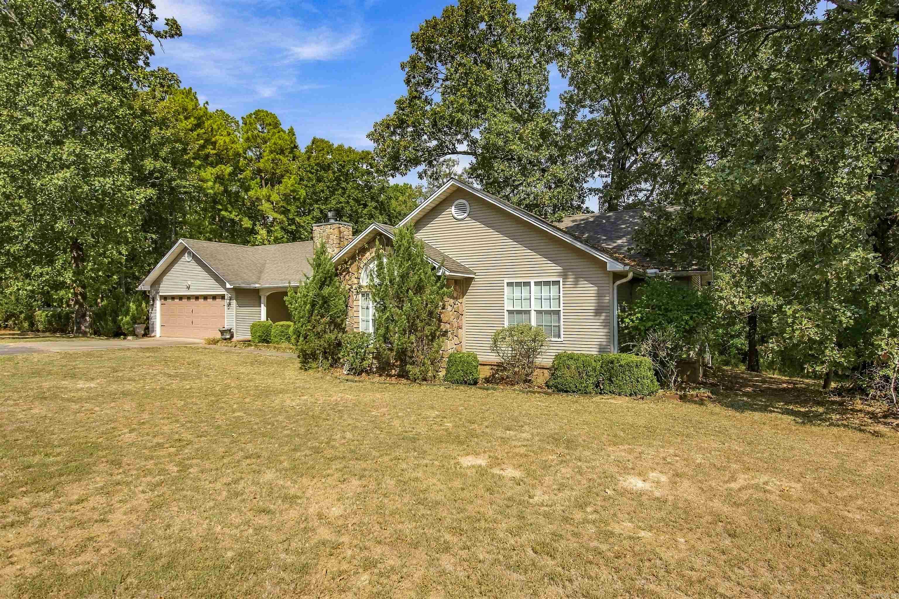 6720 Foxrun East End Drive Property Photo 3