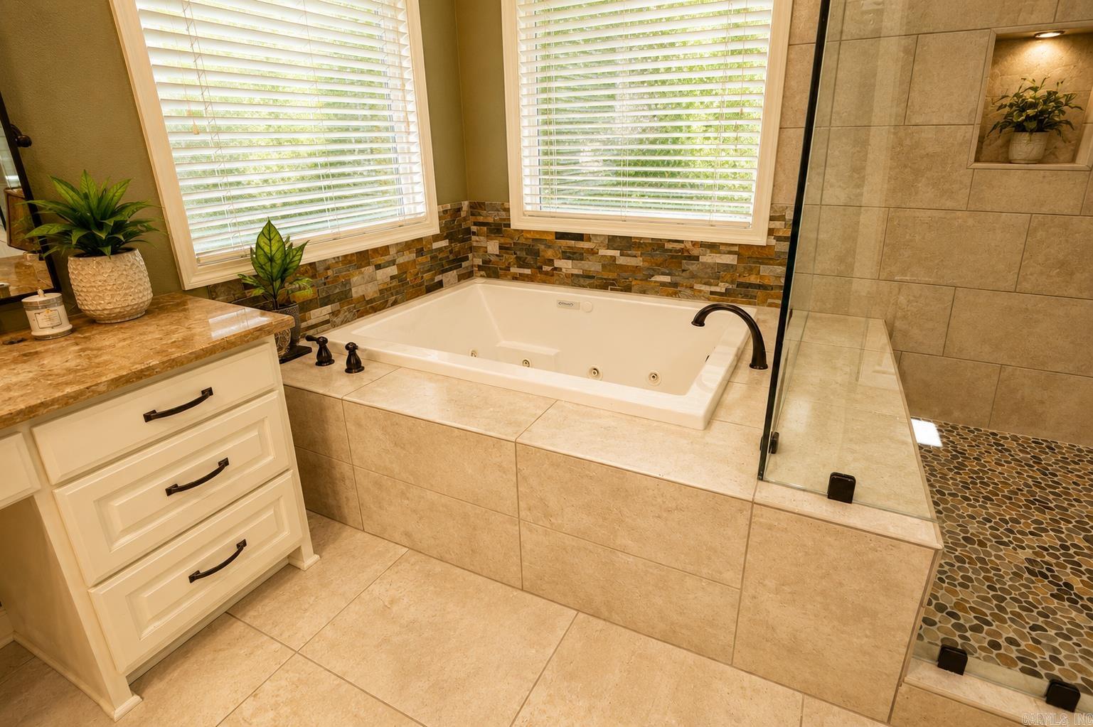 15 Ridgeview Court Property Photo 26