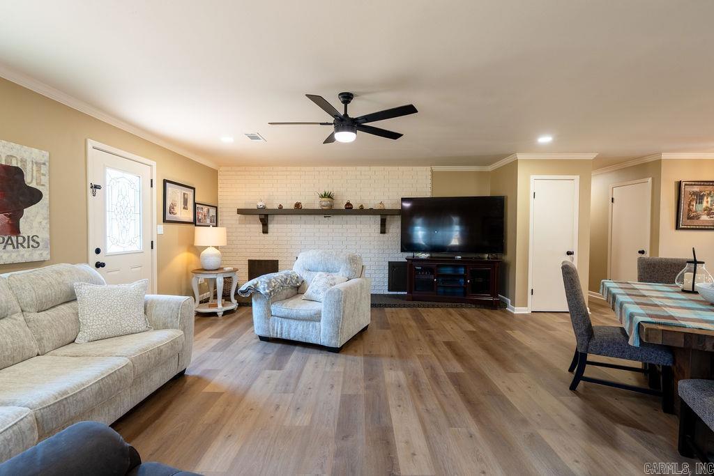 205 Clubhouse Dr. Property Photo 11