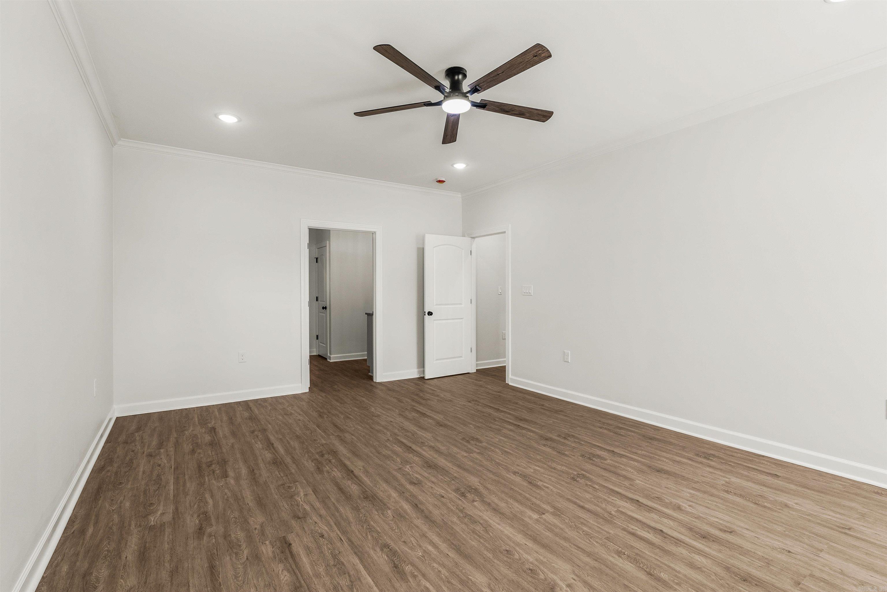 1304 E Maryland Avenue Property Photo 36