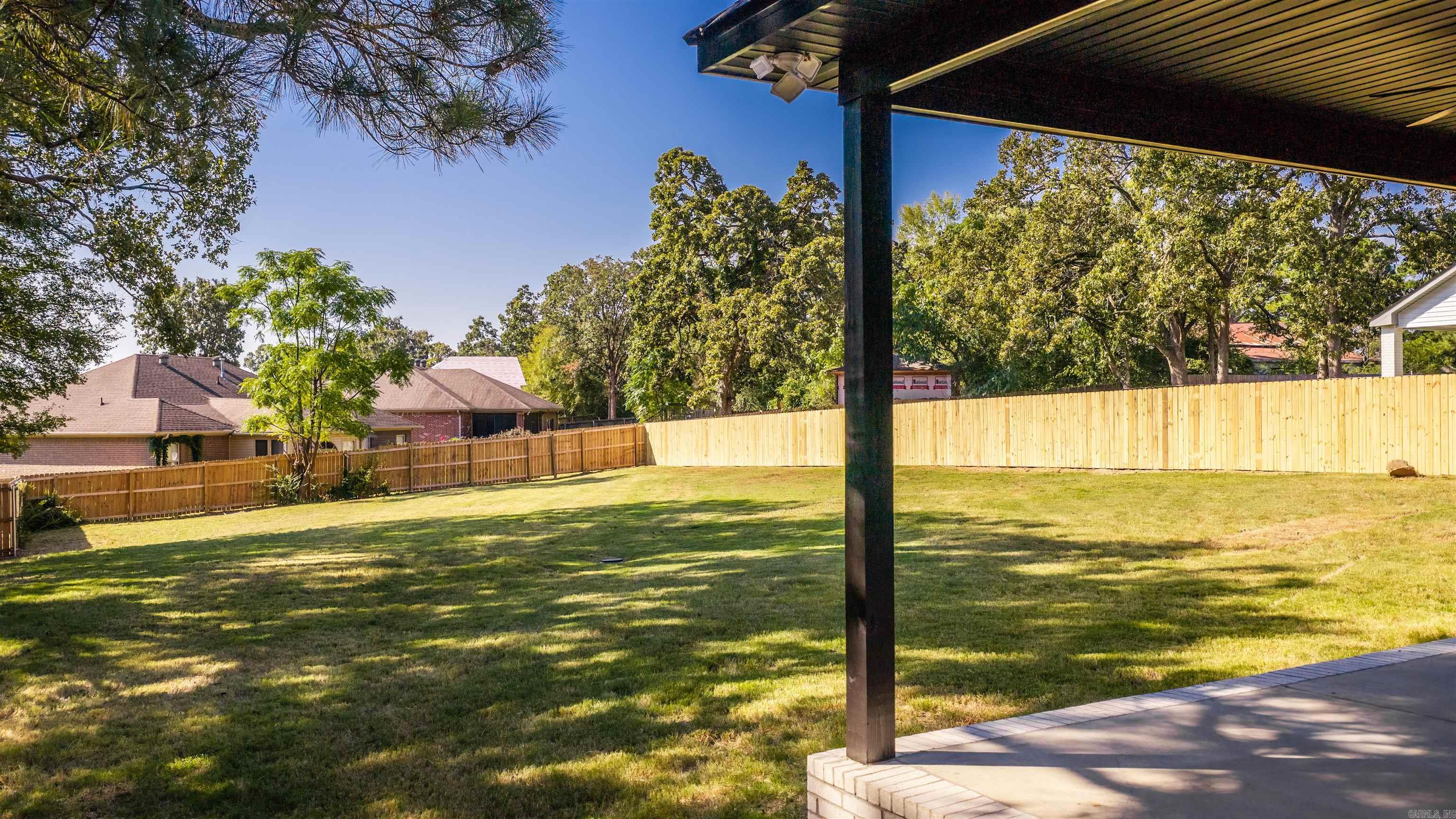 1304 E Maryland Avenue Property Photo 49