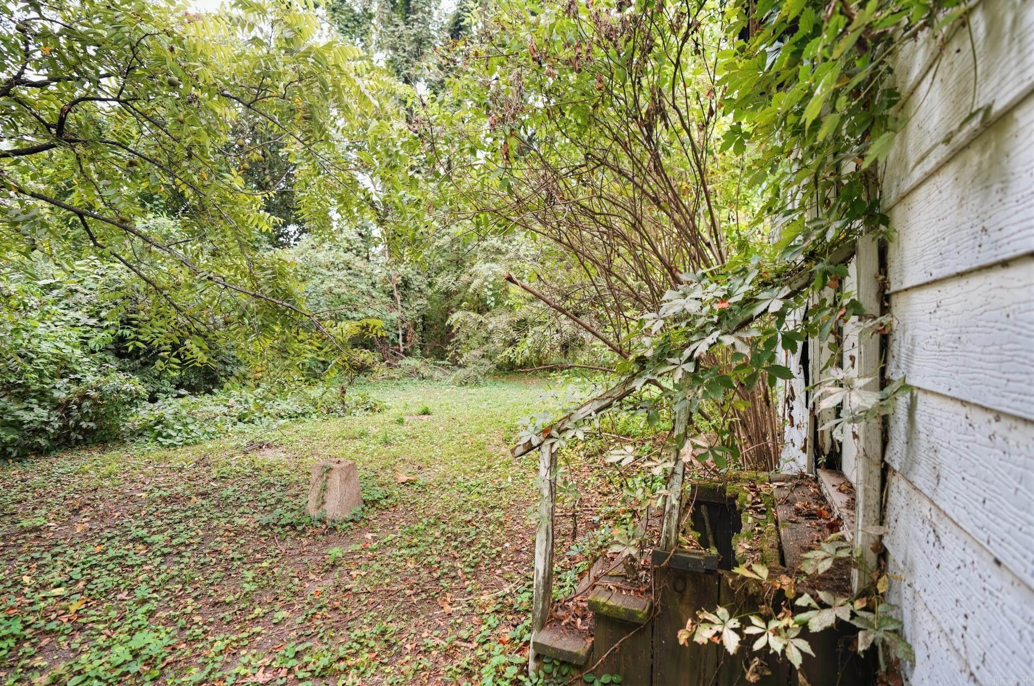 220 Elizabeth Avenue Property Photo 20