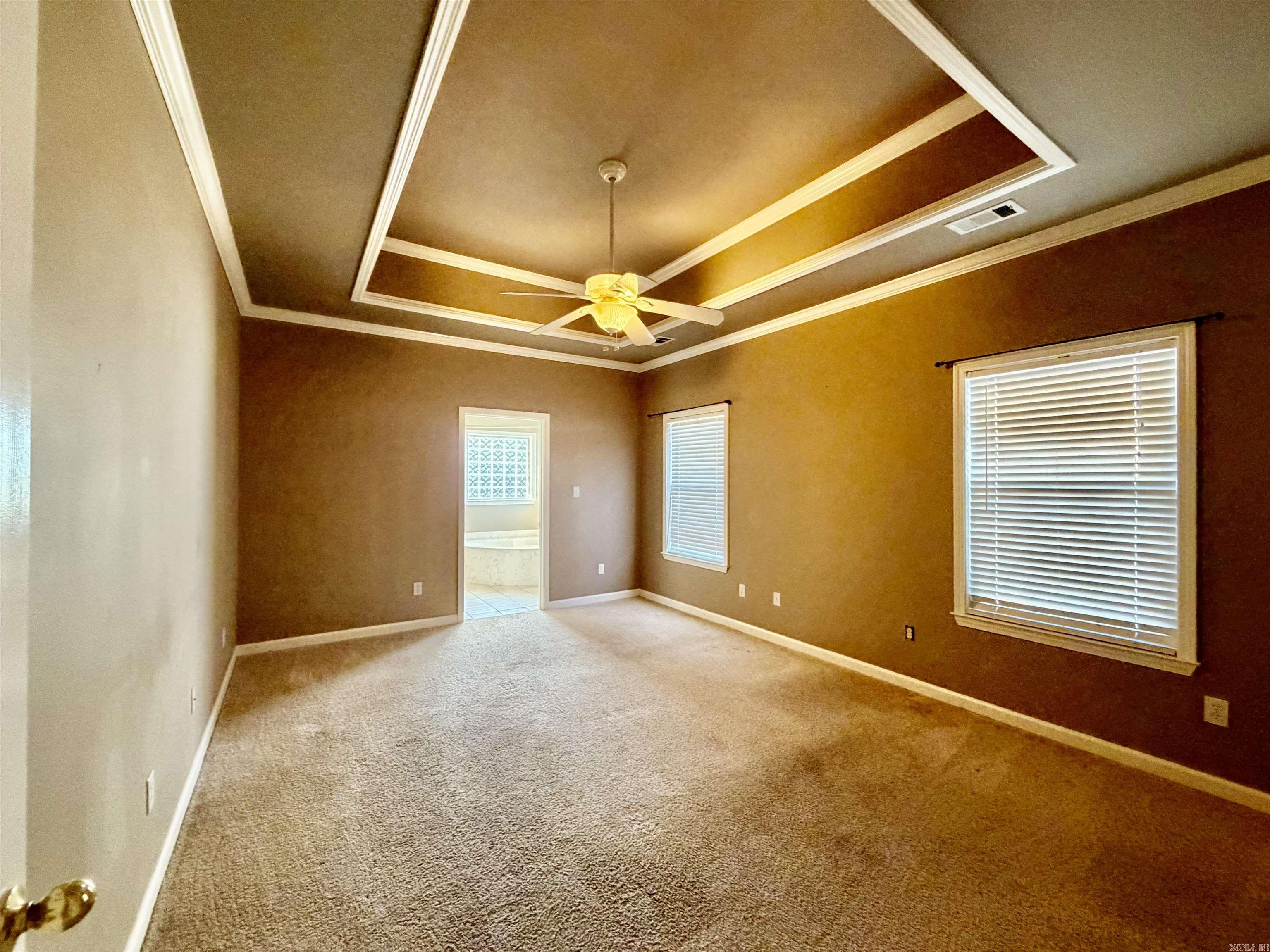 907 W Palm Street Property Photo 15
