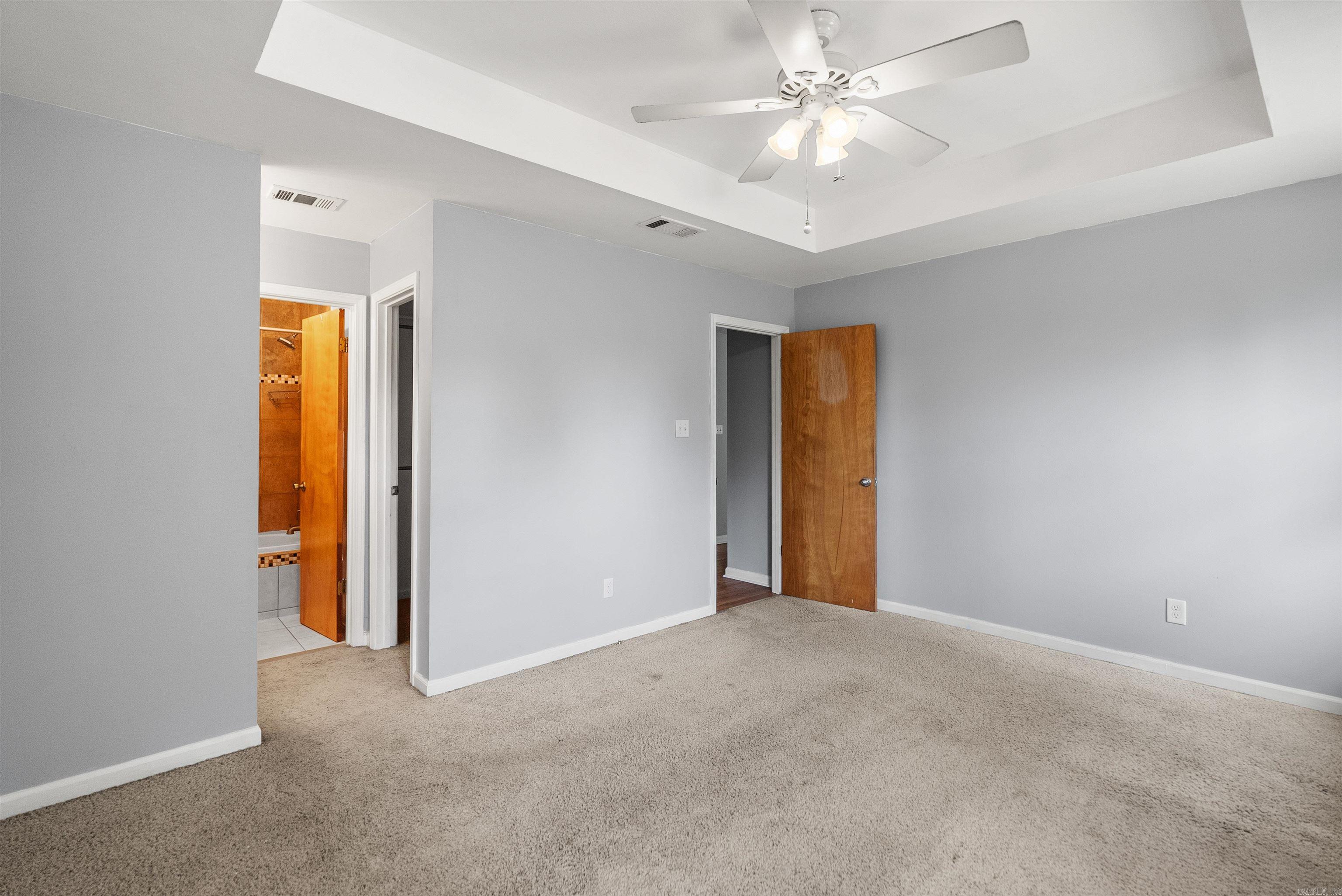 129 Almond Cove Property Photo 14
