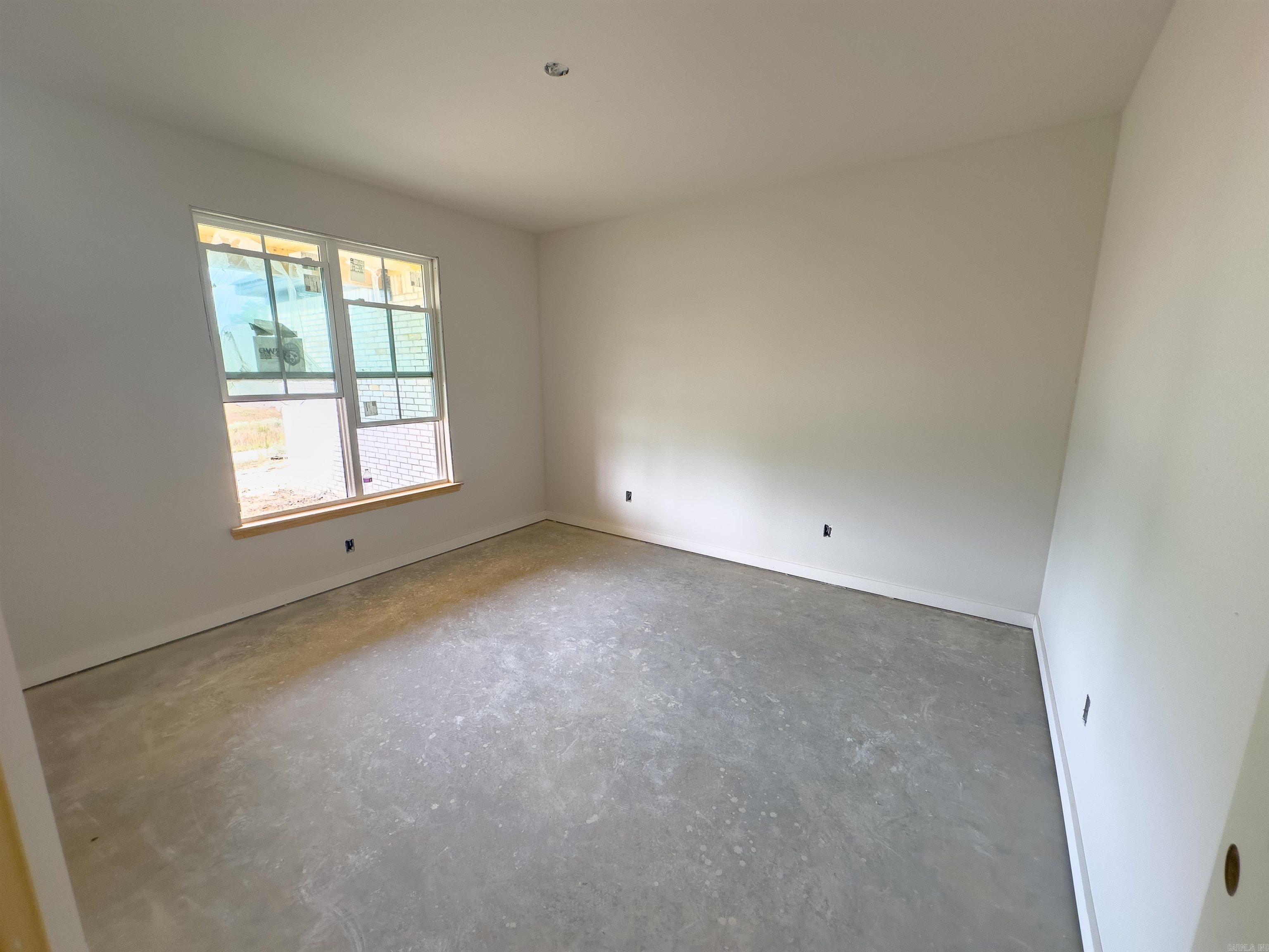1049 Creekwood Cir Property Photo 10
