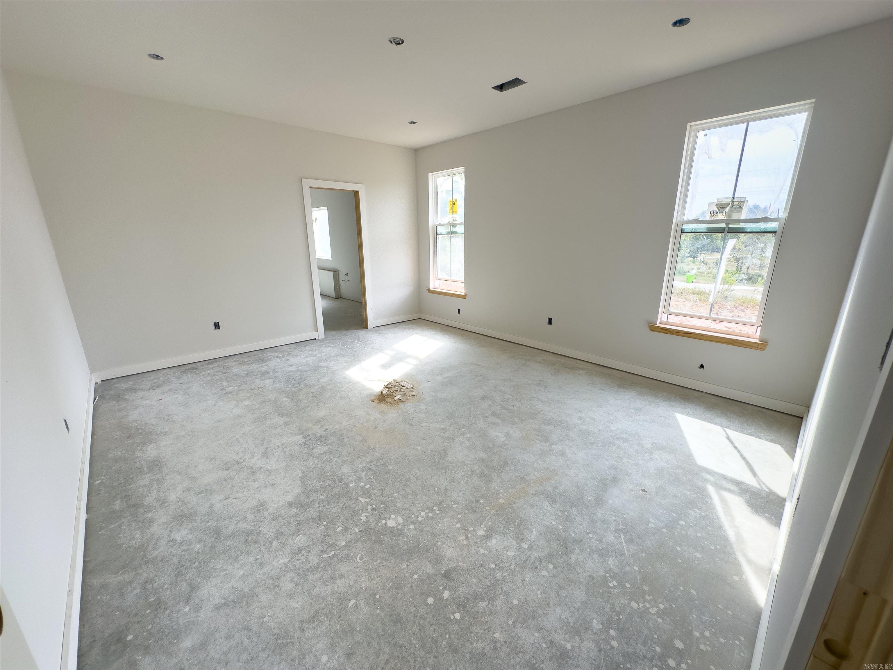 1049 Creekwood Cir Property Photo 12