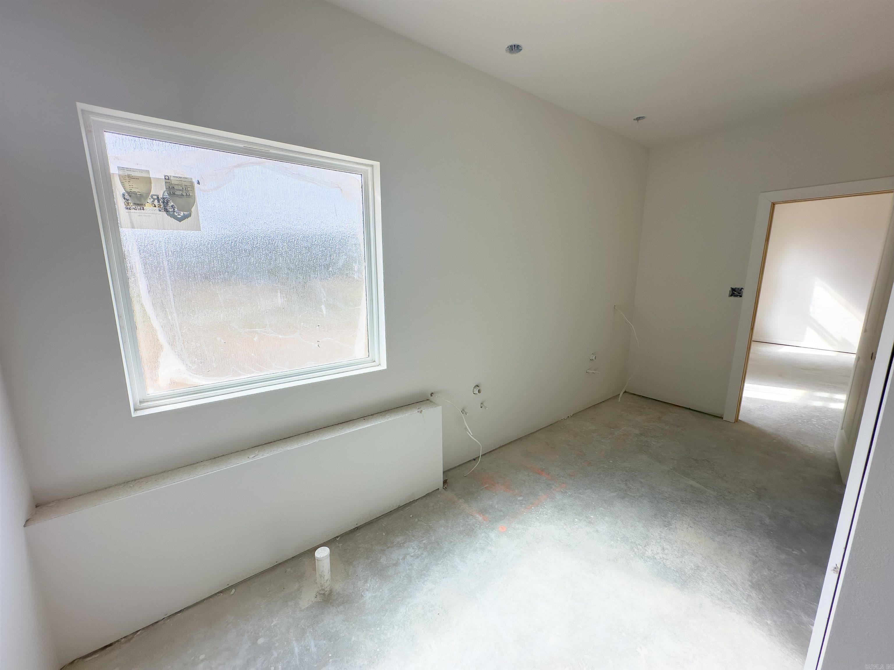 1049 Creekwood Cir Property Photo 14