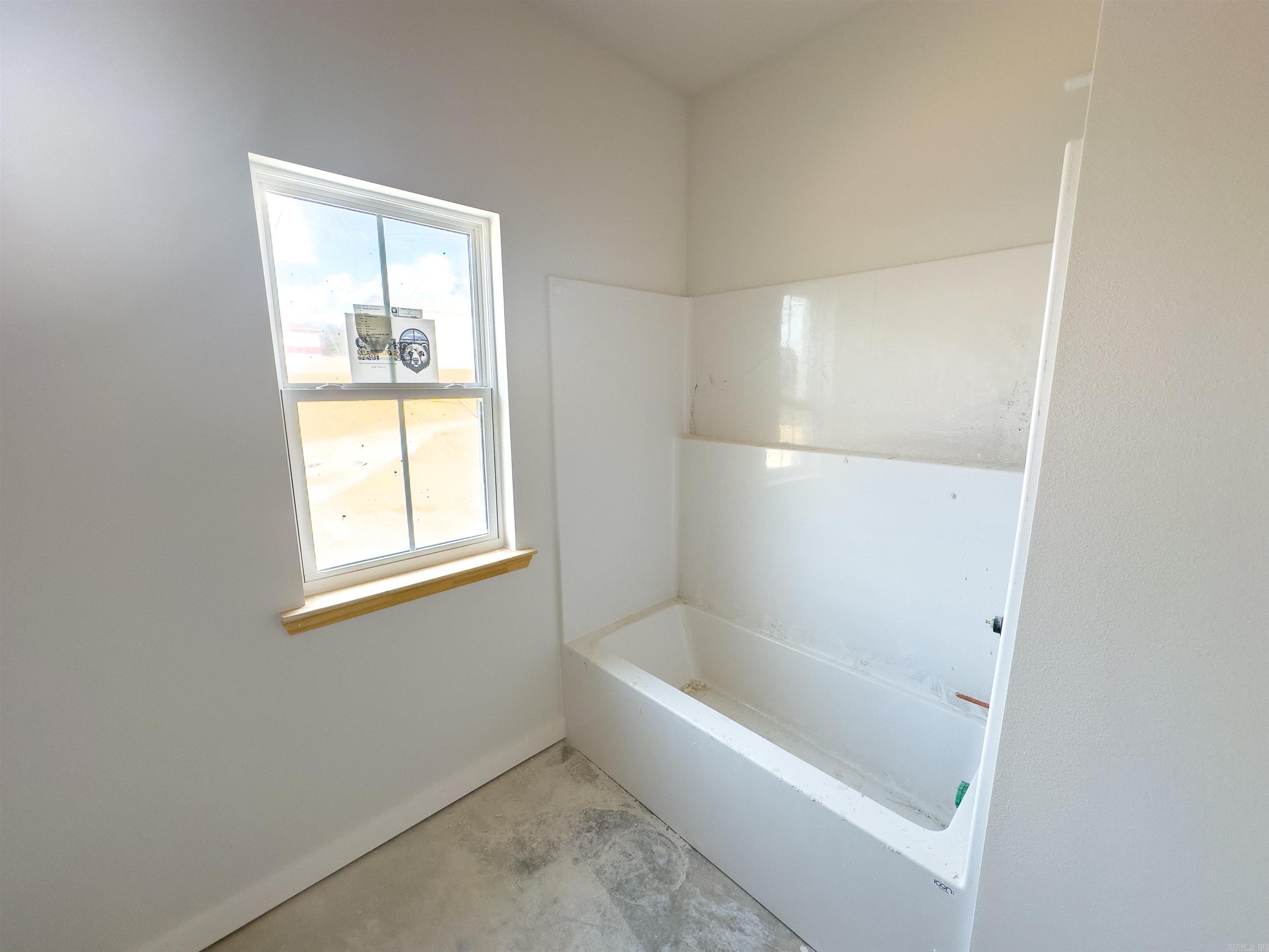 1049 Creekwood Cir Property Photo 16