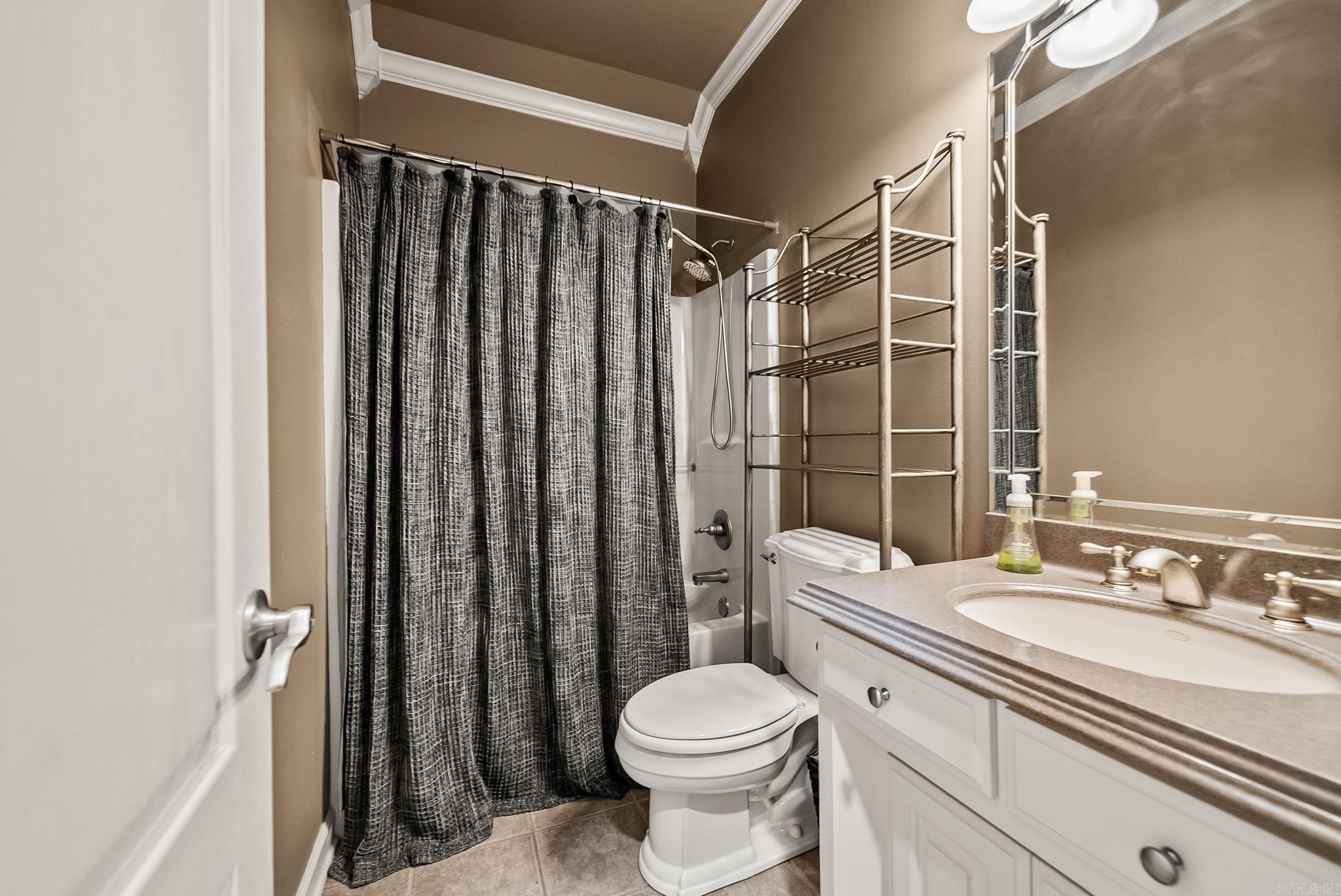 152 Marseille Property Photo 30