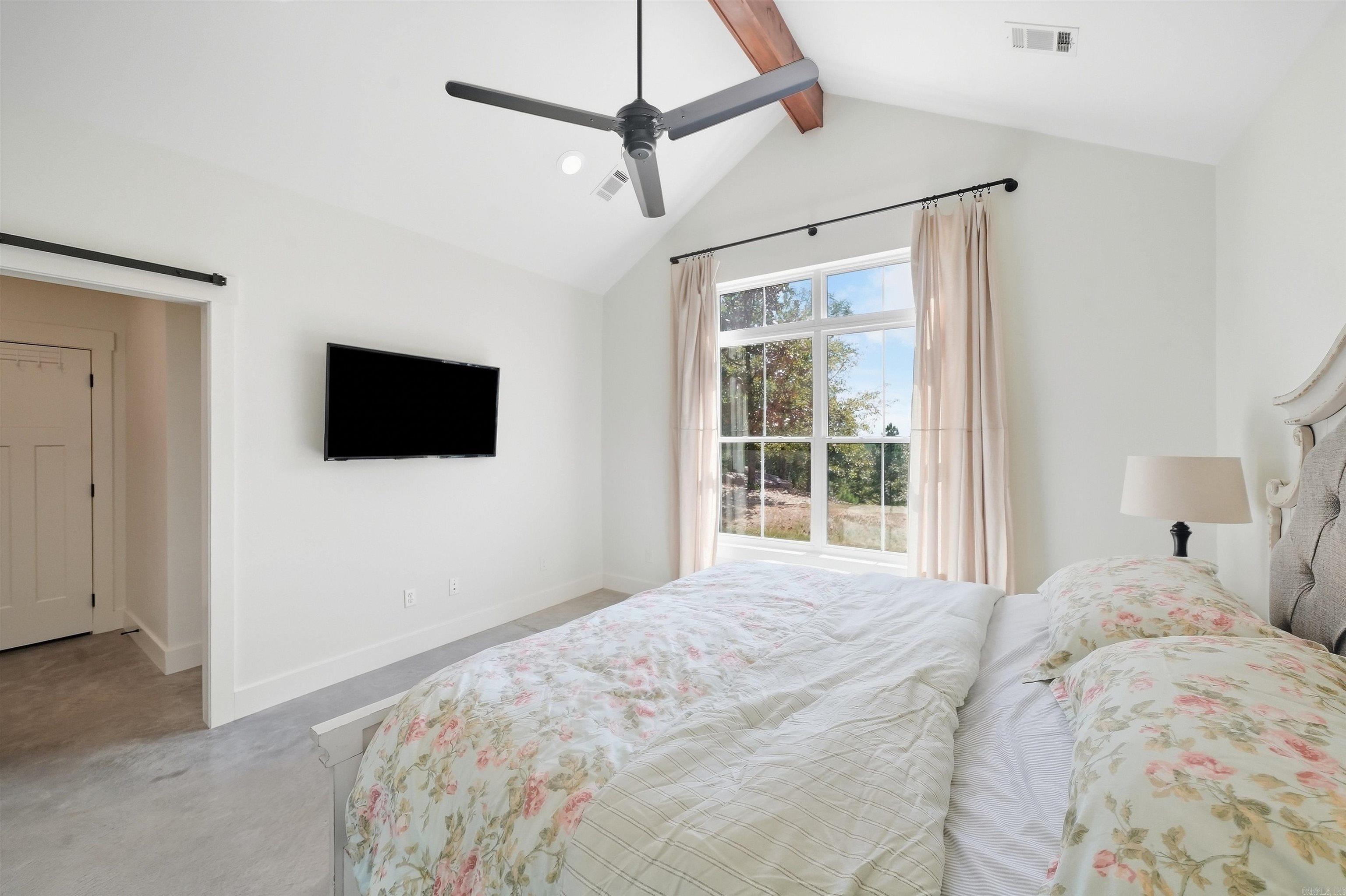 1520 Midland Road Property Photo 16