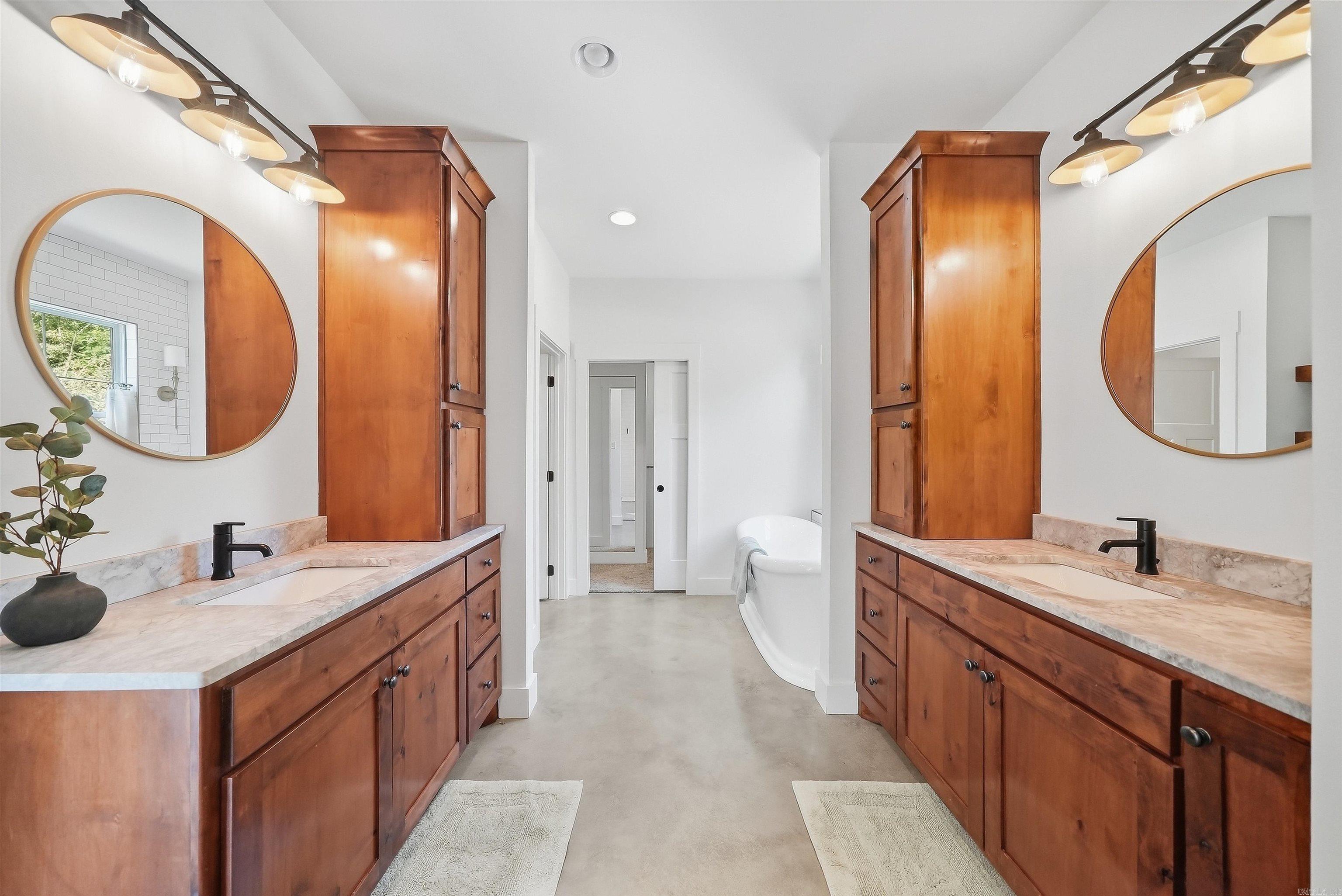 1520 Midland Road Property Photo 17