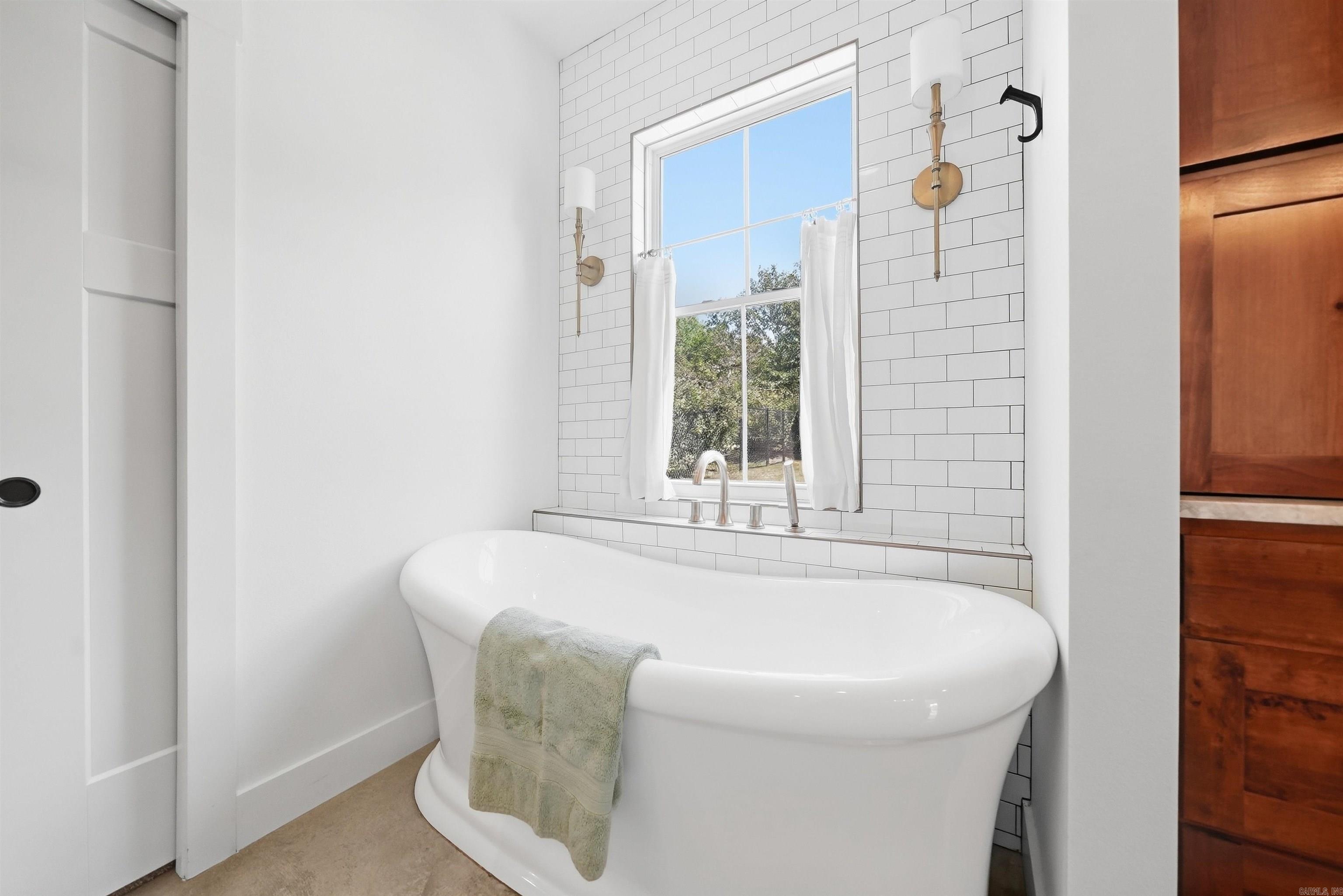 1520 Midland Road Property Photo 19