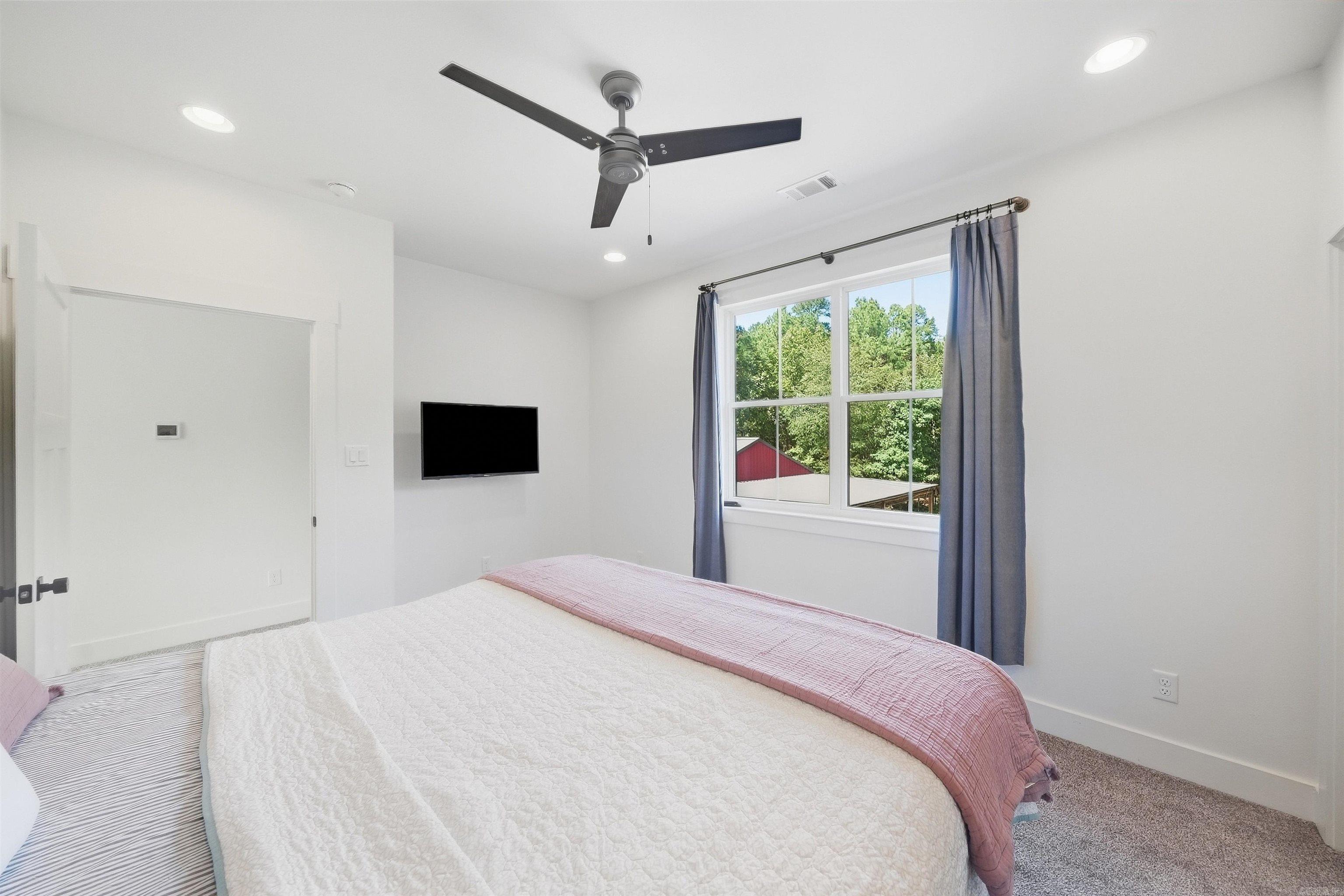 1520 Midland Road Property Photo 25