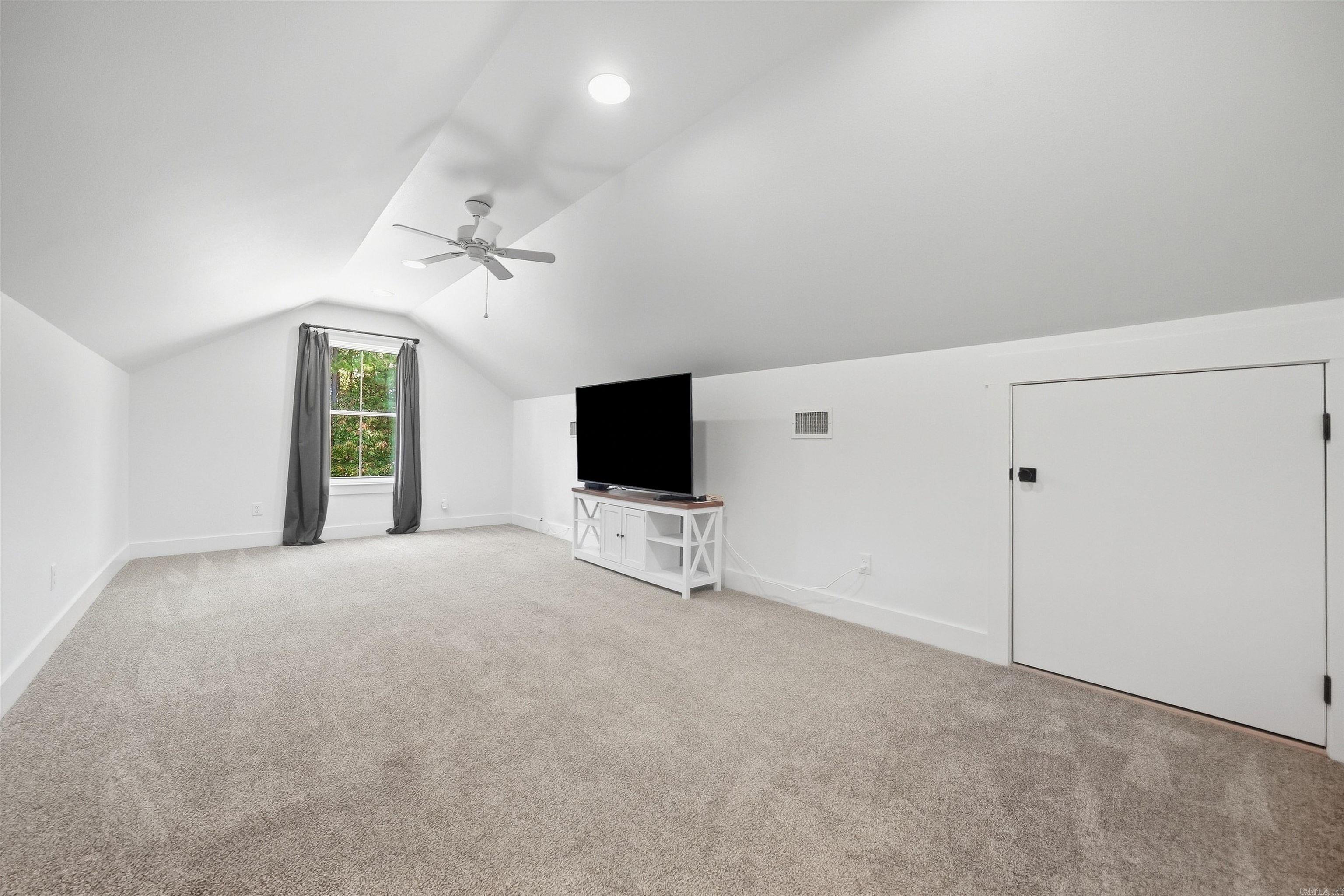 1520 Midland Road Property Photo 31