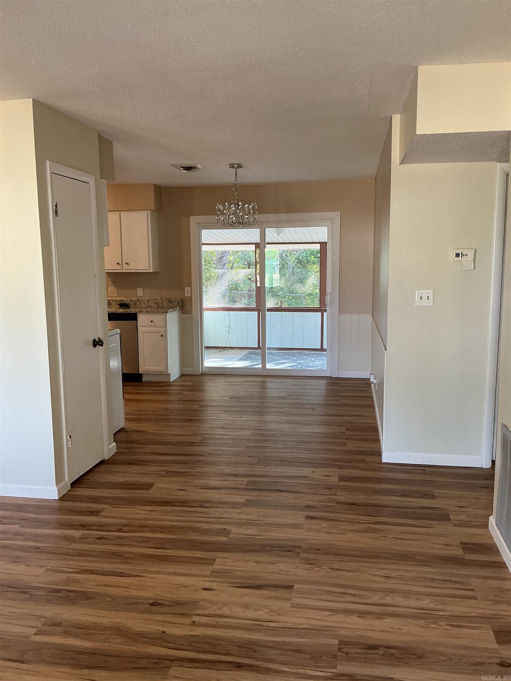 25 Su Lane Property Photo 3