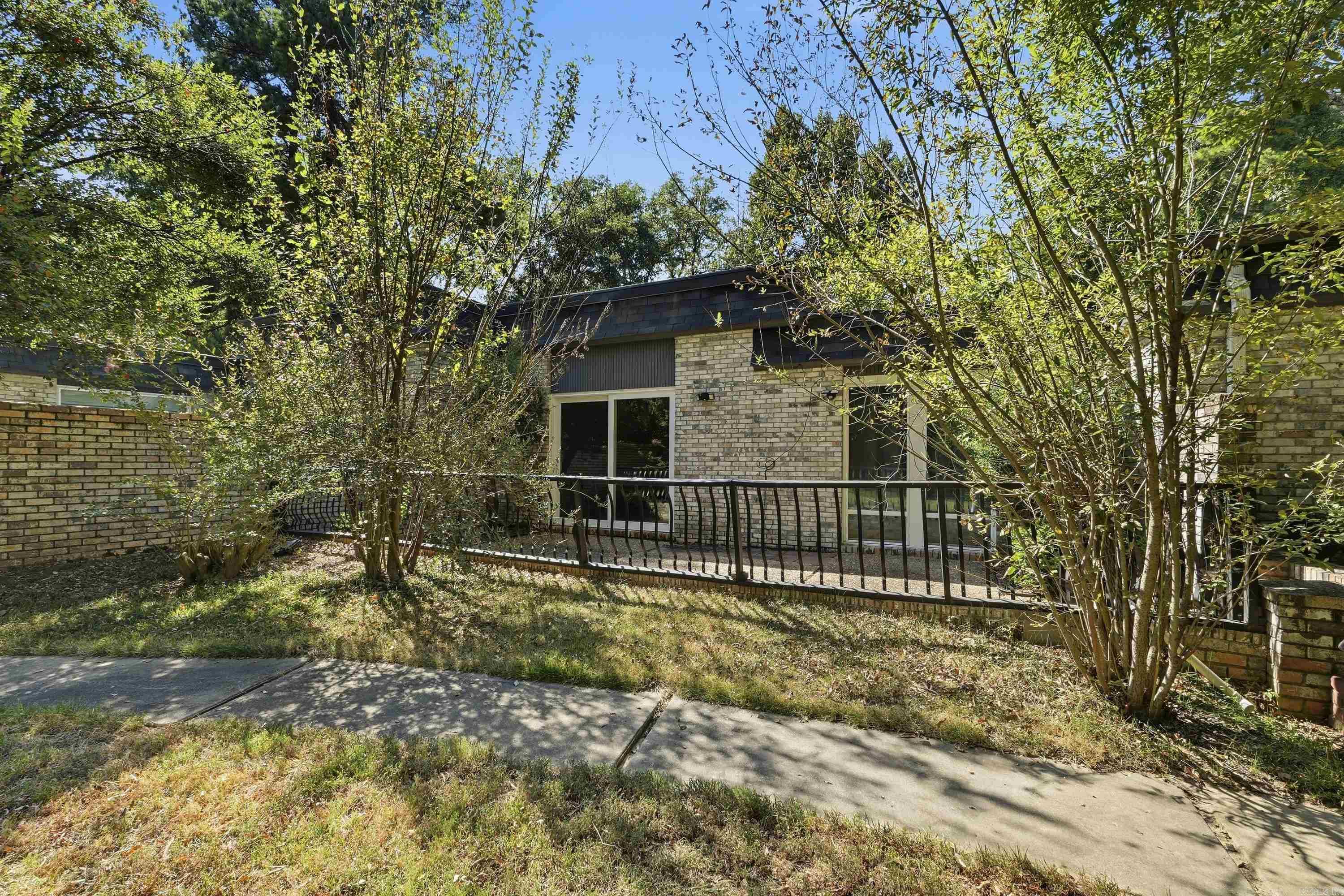 19 Westridge Drive Property Photo 5