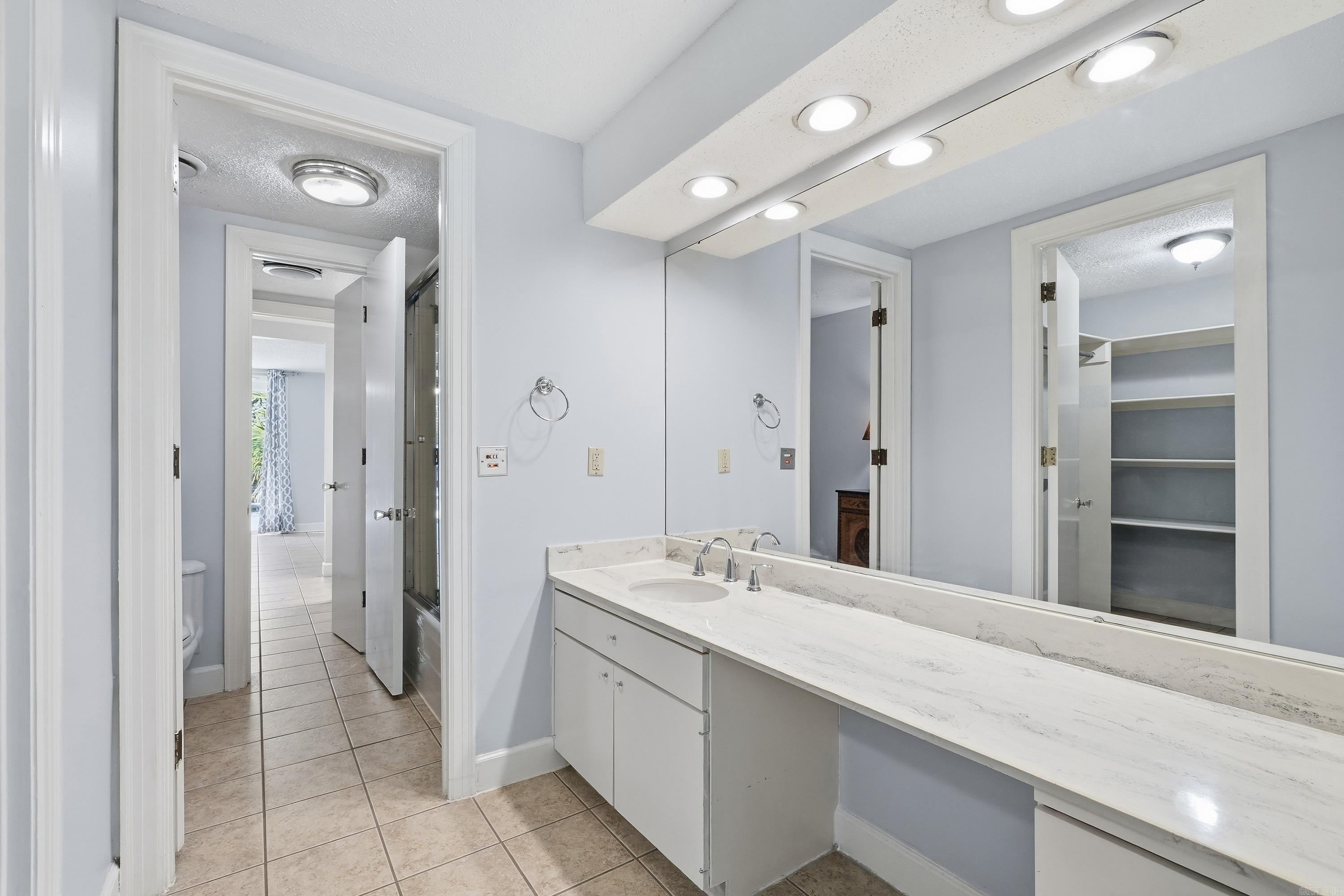 19 Westridge Drive Property Photo 17