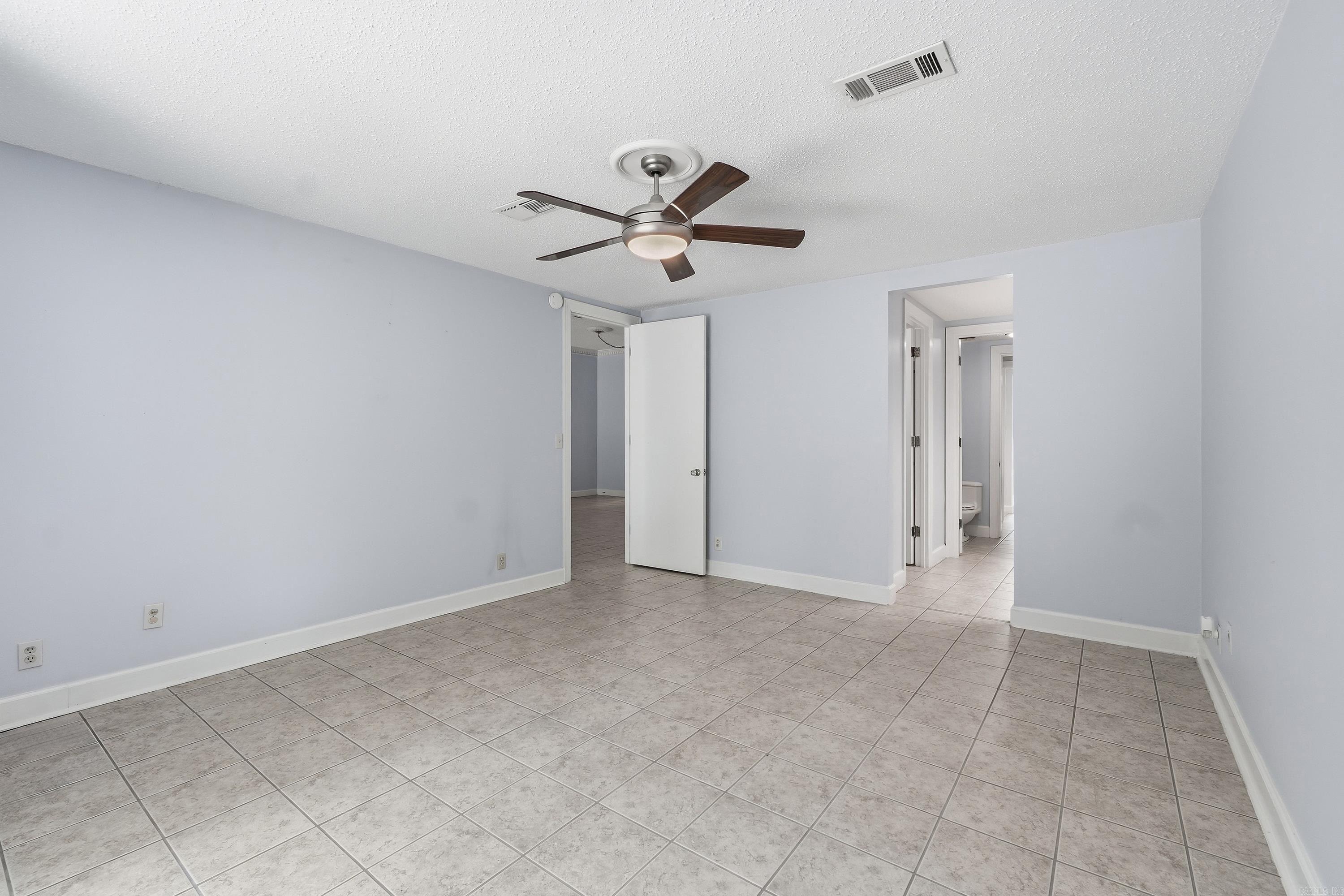 19 Westridge Drive Property Photo 18