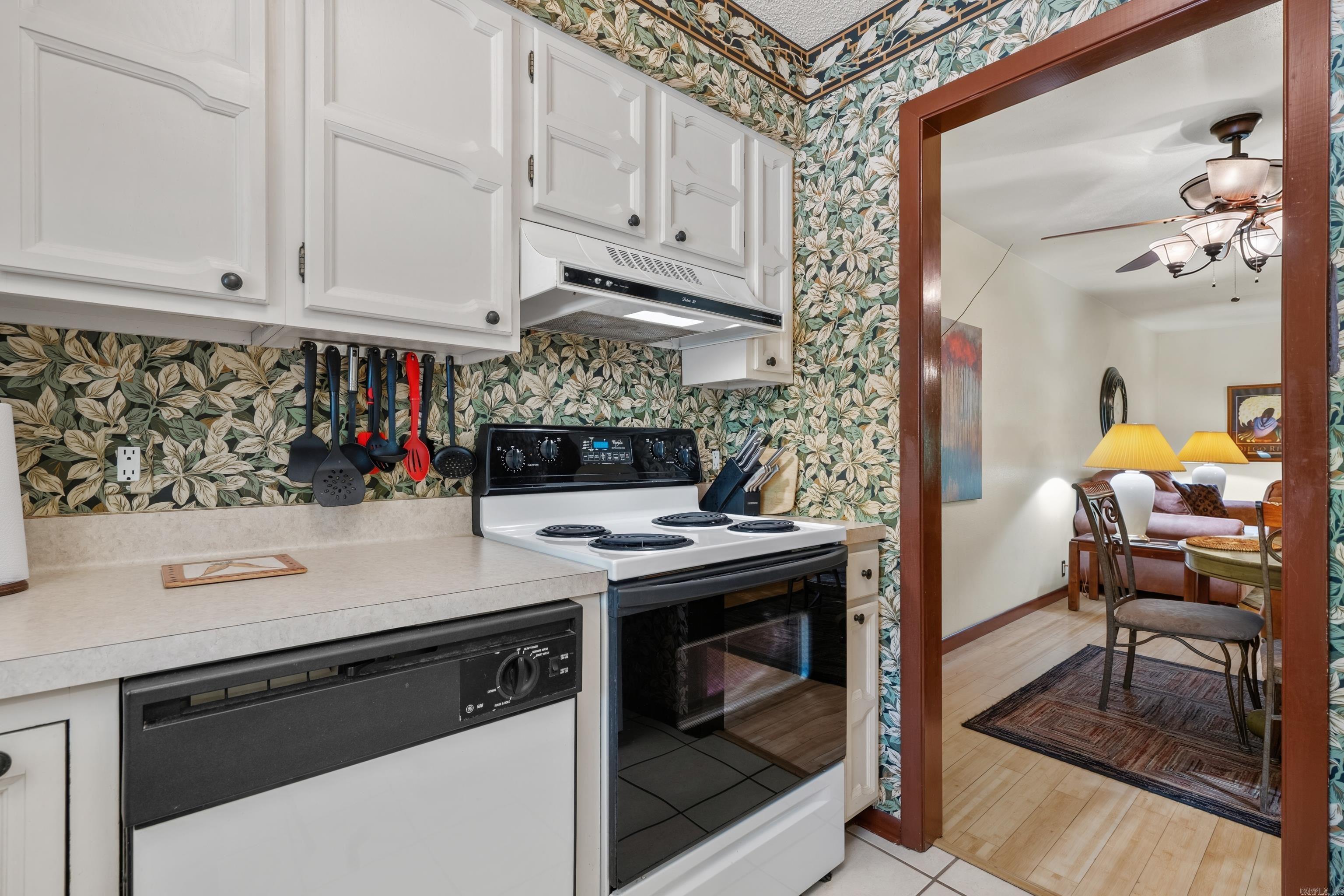 20 Orantes Place Property Photo 7
