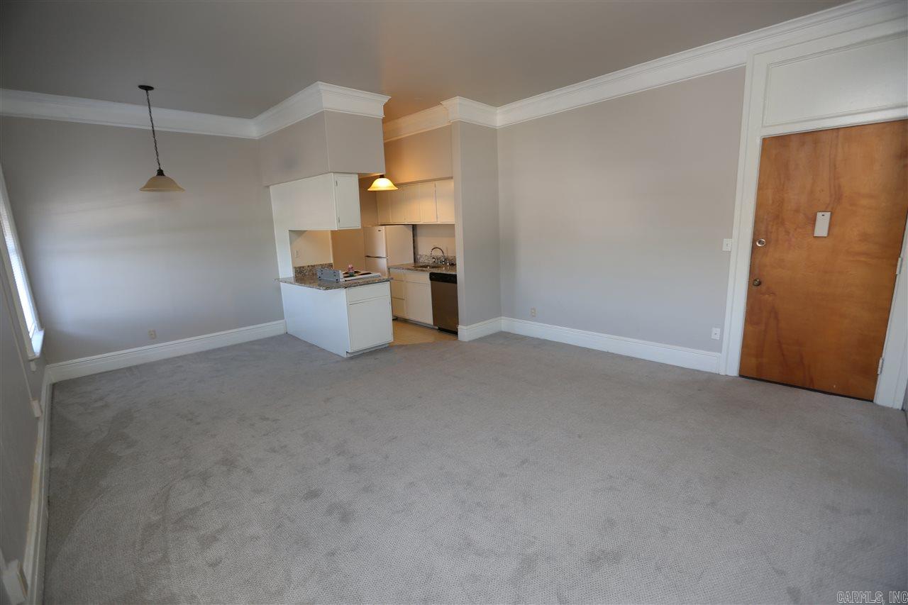 101 S. Victory St. # 304 Property Photo 5