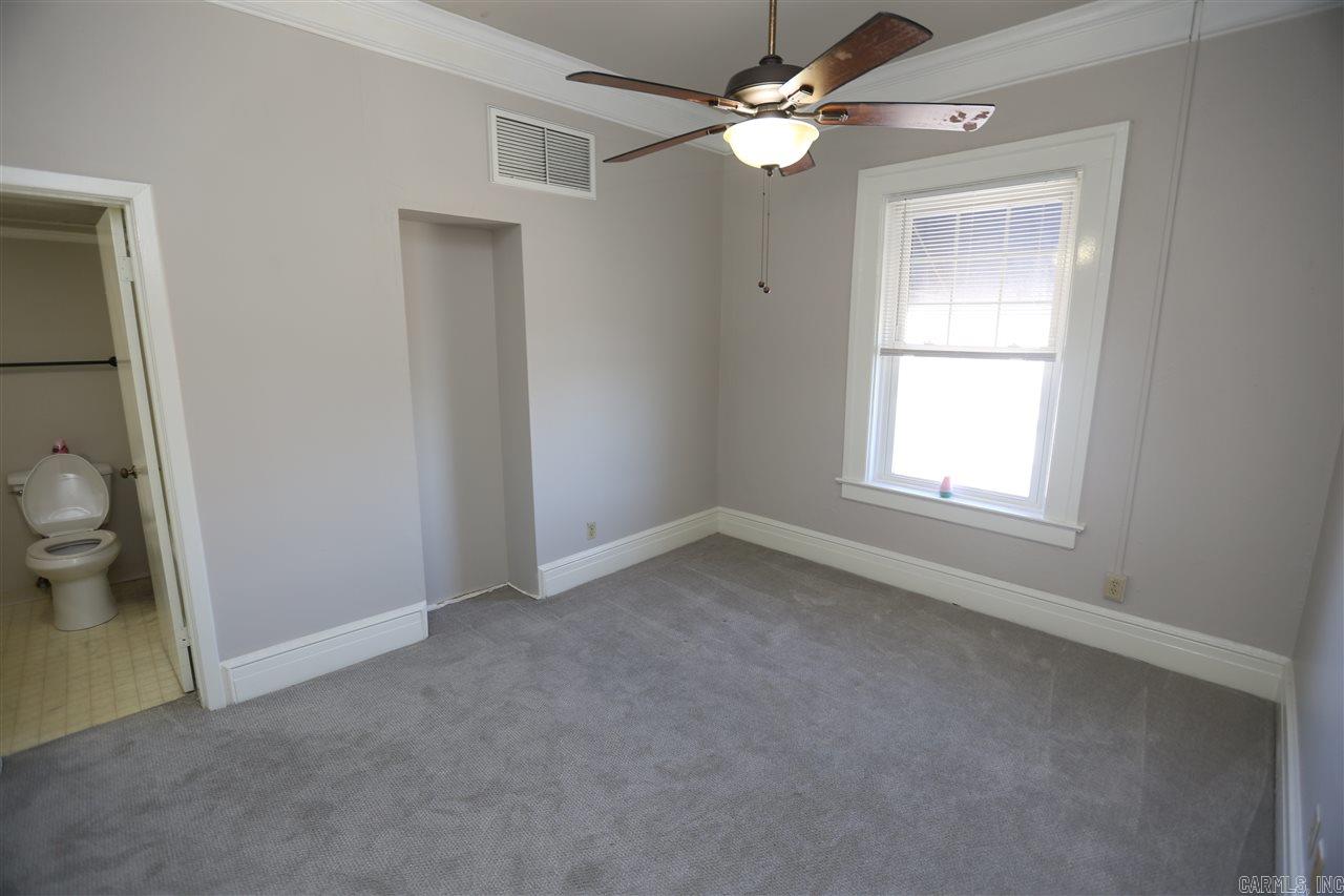 101 S. Victory St. # 304 Property Photo 8