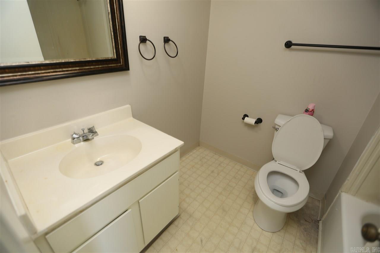 101 S. Victory St. # 304 Property Photo 12