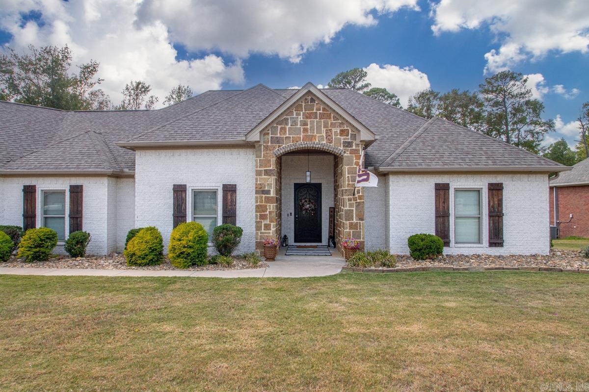 175 Oak Tree Ridge Property Photo 2