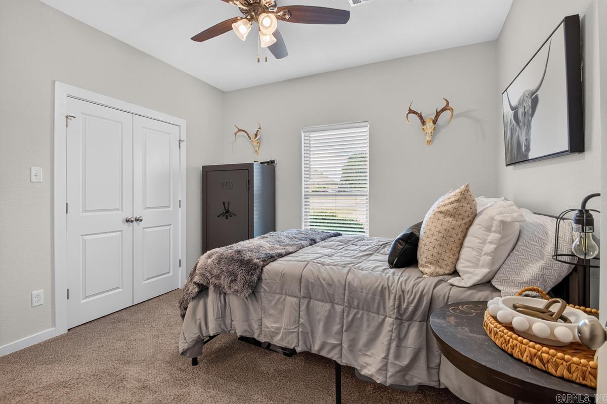 175 Oak Tree Ridge Property Photo 16