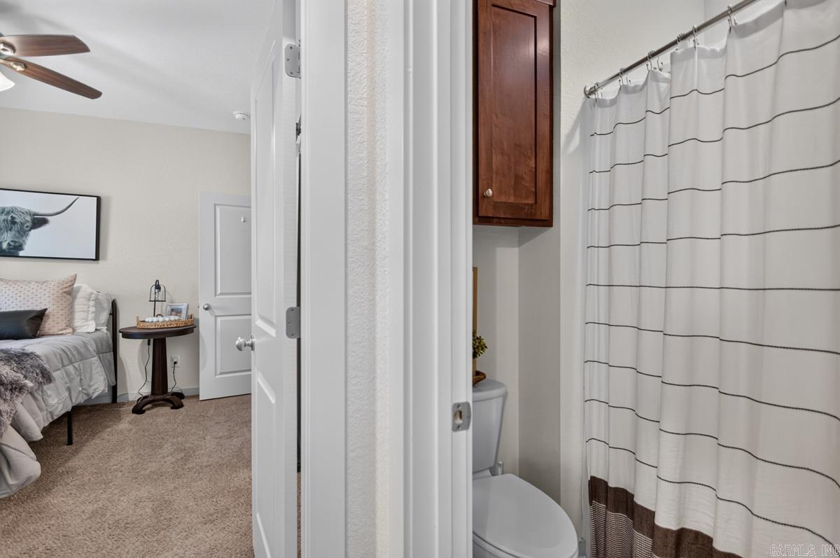 175 Oak Tree Ridge Property Photo 18