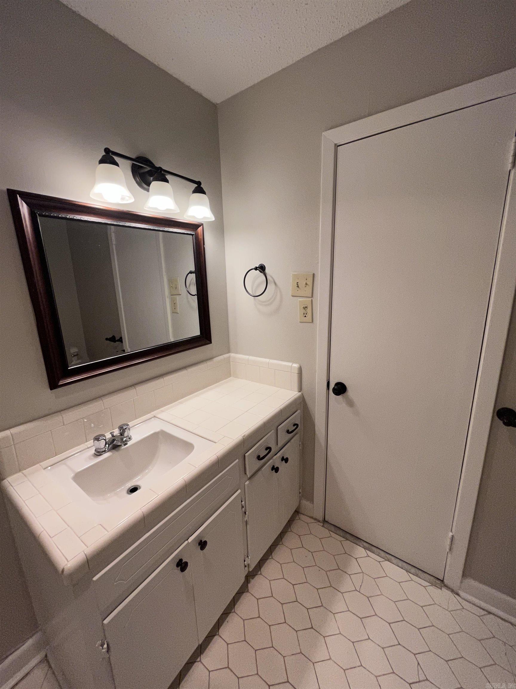 5101 H Street #3 Property Photo 8