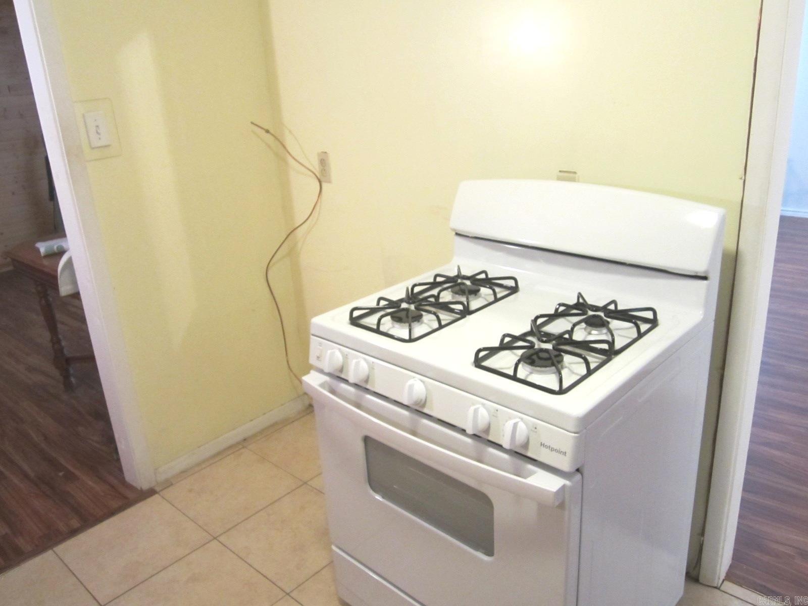 704 W Martin Street Property Photo 6